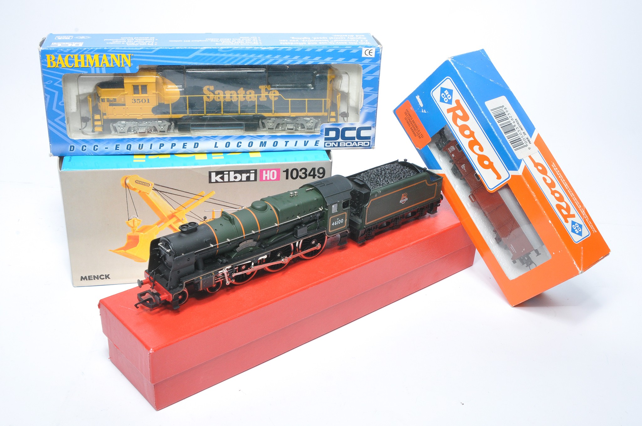 A duo of locomotive model railway issues from Airfix (unboxed) plus Bachmann in addition to other