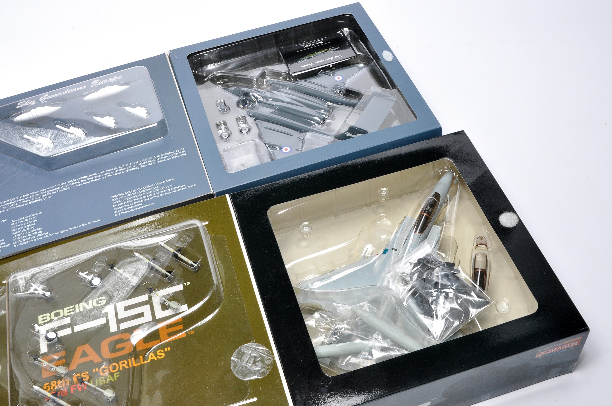 Duo of diecast model aircraft issues comprising Dragon 1/72 Boeing F15 plus Sky Guardians Sea Vixen. - Bild 2 aus 2