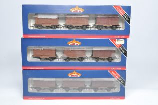 Bachmann Model Railway comprising trio of rolling stock / wagon packs in various guises and