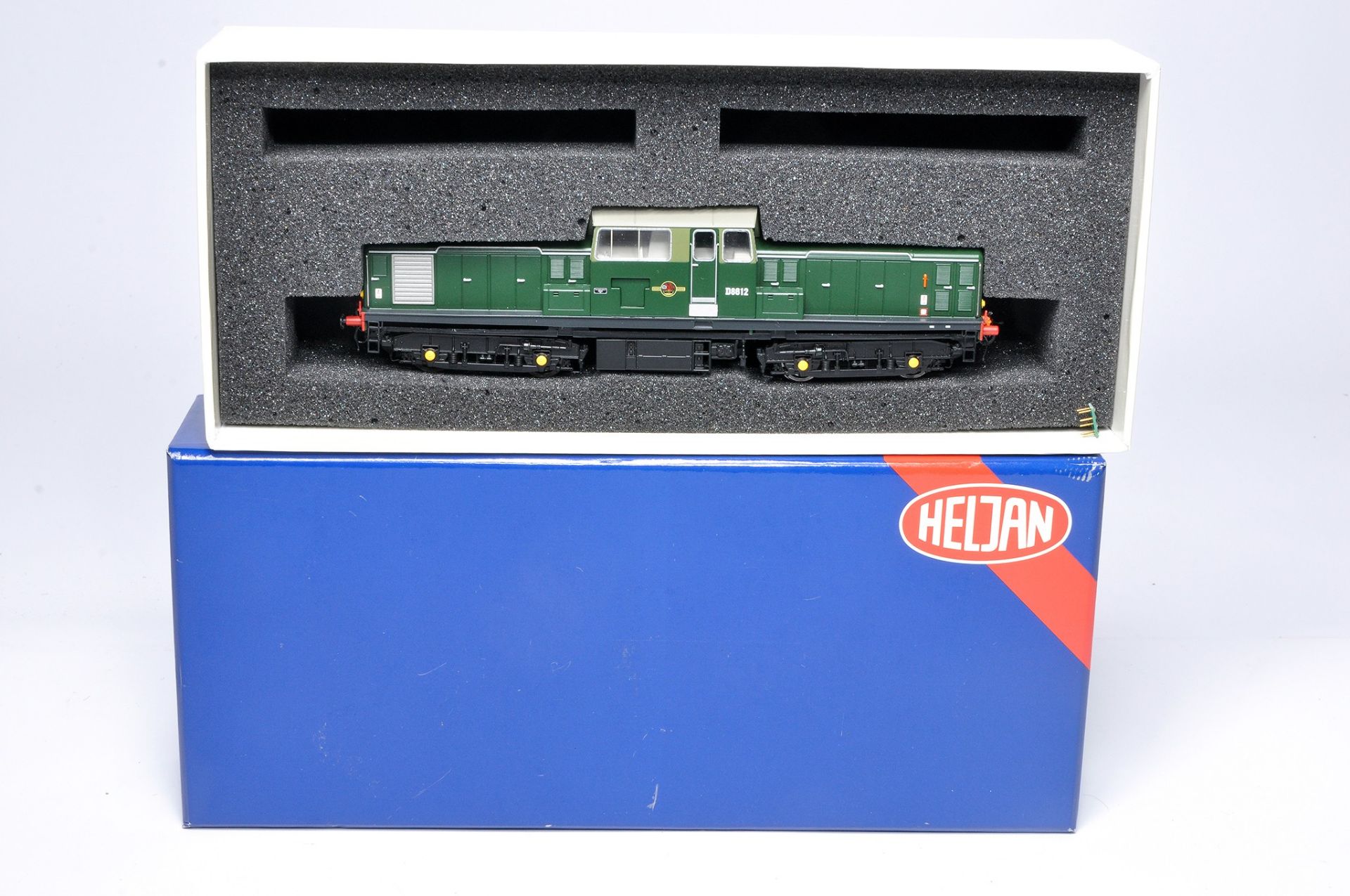 Heljan Model Railway comprising locomotive issue No. 17071 Class 17 Clayton D8612. Looks to be
