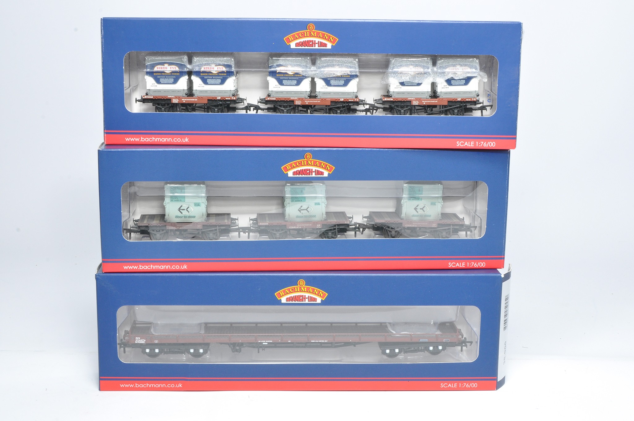 Bachmann Model Railway comprising trio of rolling stock / wagon packs in various guises and