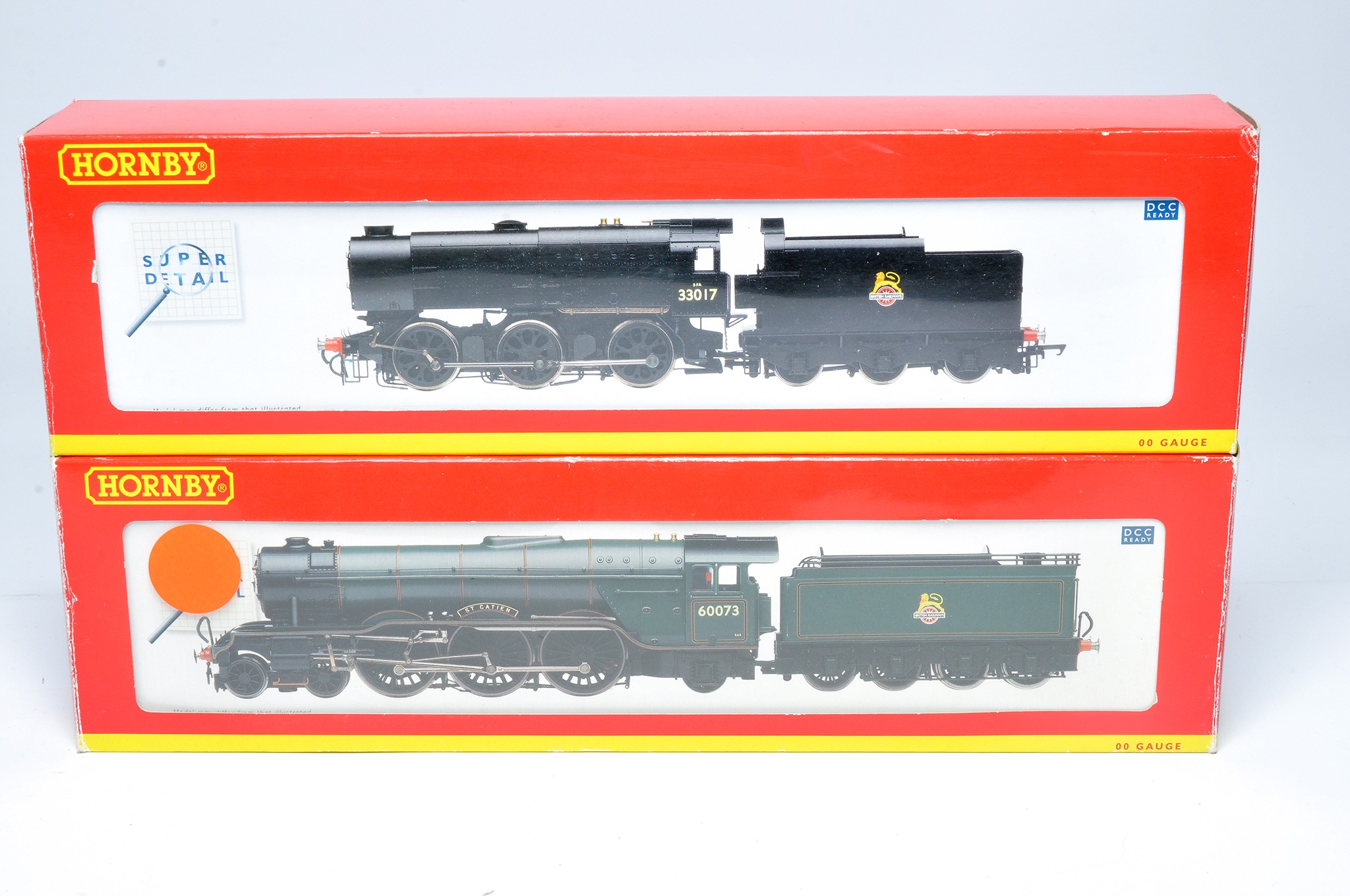 Hornby Model Railway comprising duo of locomotive issues including No. R2355B Class Q1 33013 plus