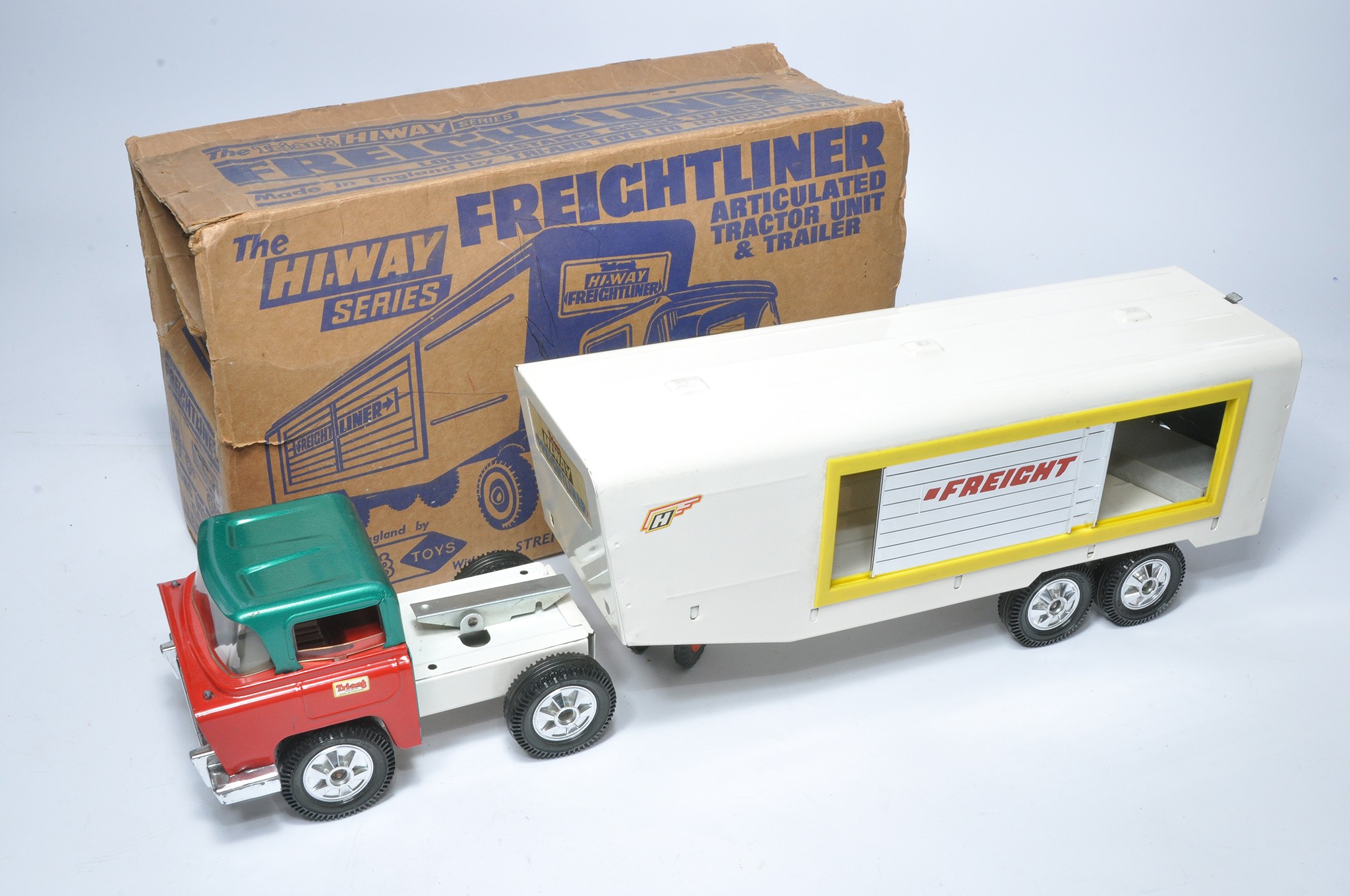 Triang Hi-Way Series Freightliner Articulated Truck and Trailer. Displays generally excellent with