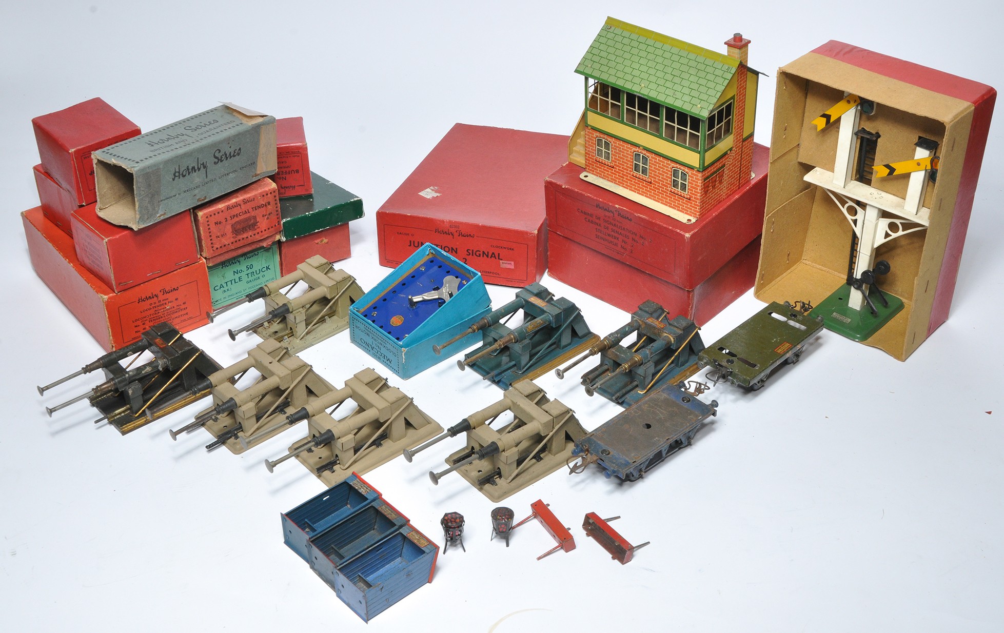 Hornby O Gauge Model Railway comprising a quantity of trackside accessory items as shown, some