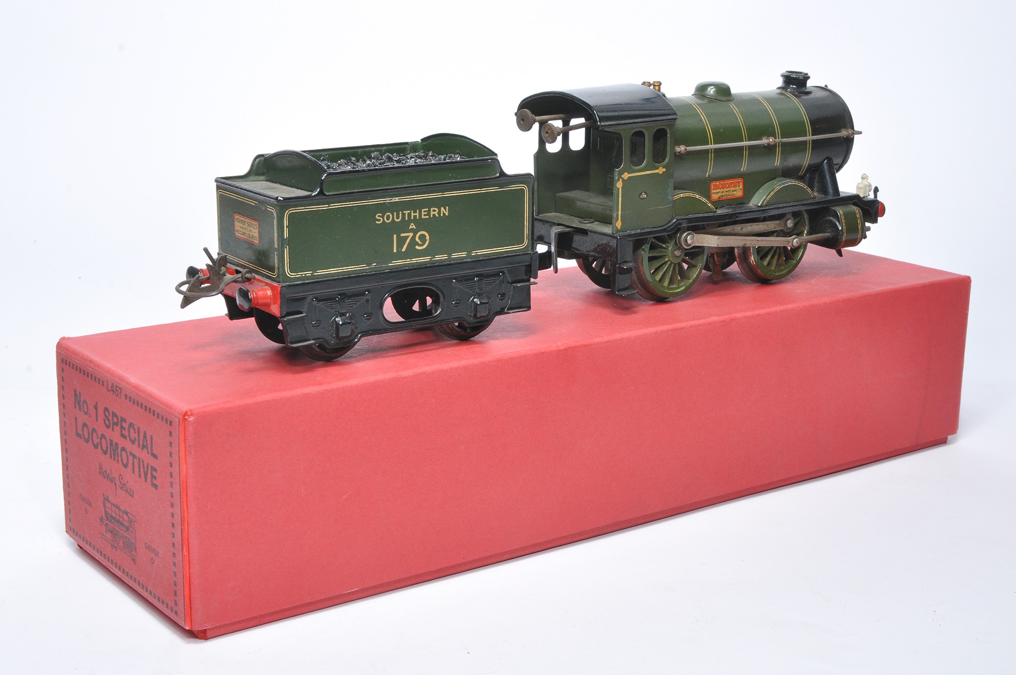 Hornby O Gauge Model Railway comprising No. 1 Special Locomotive, Southern 179 with tender. Displays - Image 2 of 2