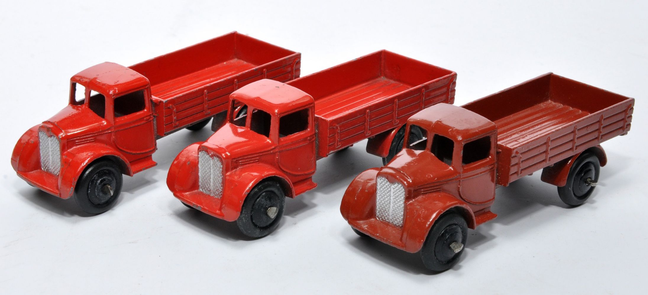 Auction of Vintage Dinky Toys from the Frank Beattie Collection