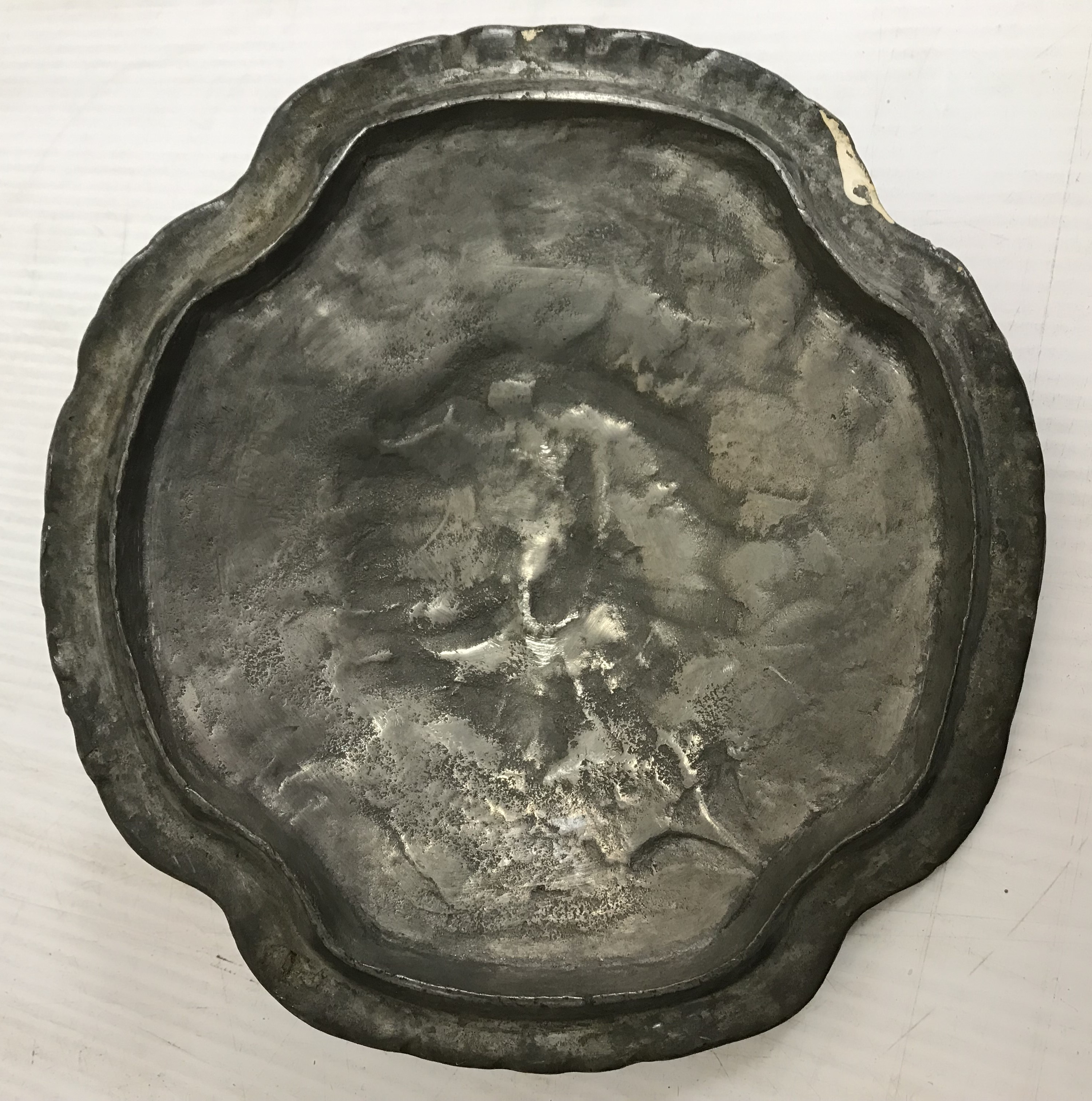 An early 19th Century German heavy embossed pewter tureen and associated plate base bearing pewter - Image 8 of 8