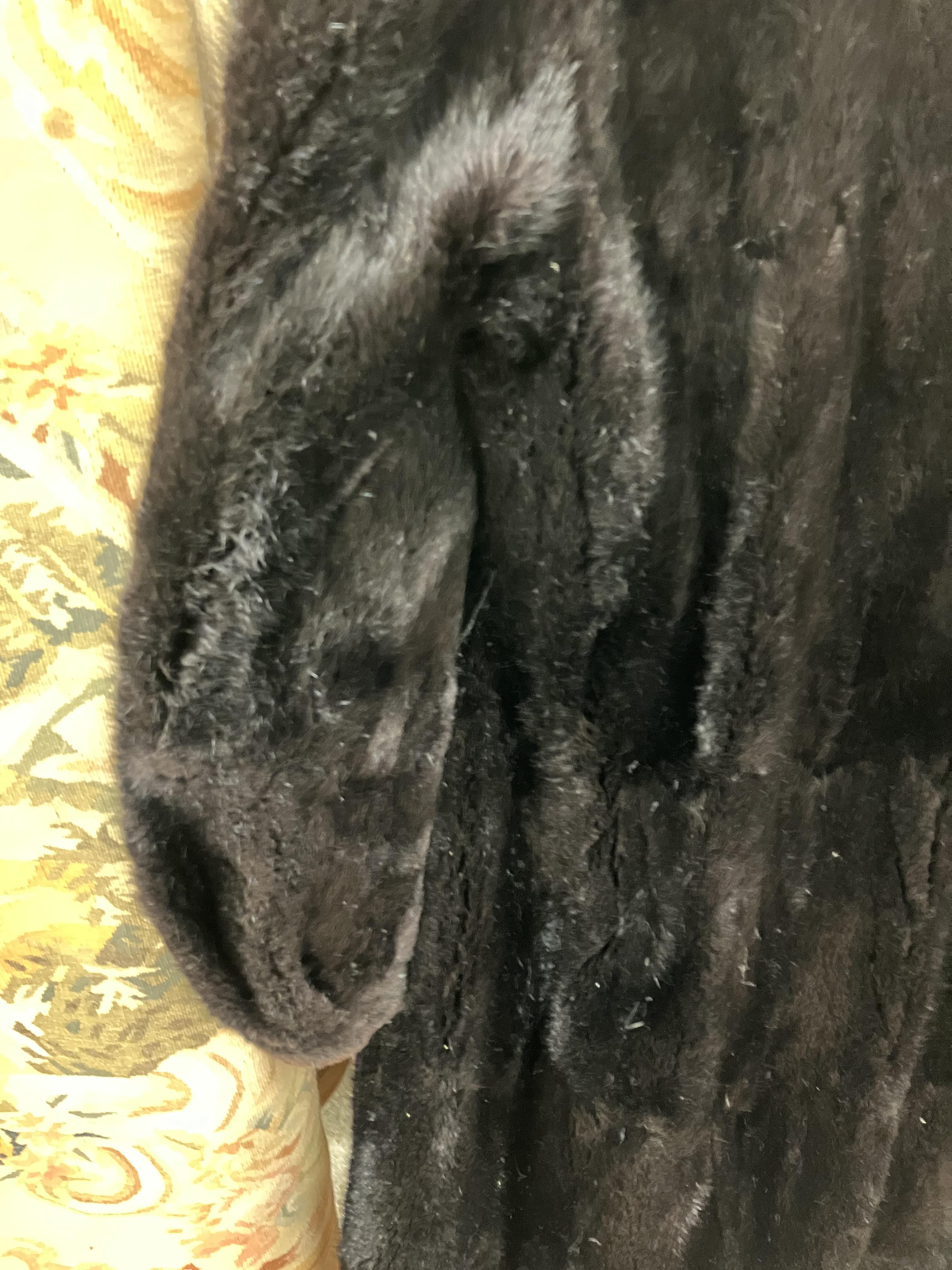 A mid 20th Century Maxwell Croft full length mink coat CONDITION REPORTS There is a - Image 11 of 22