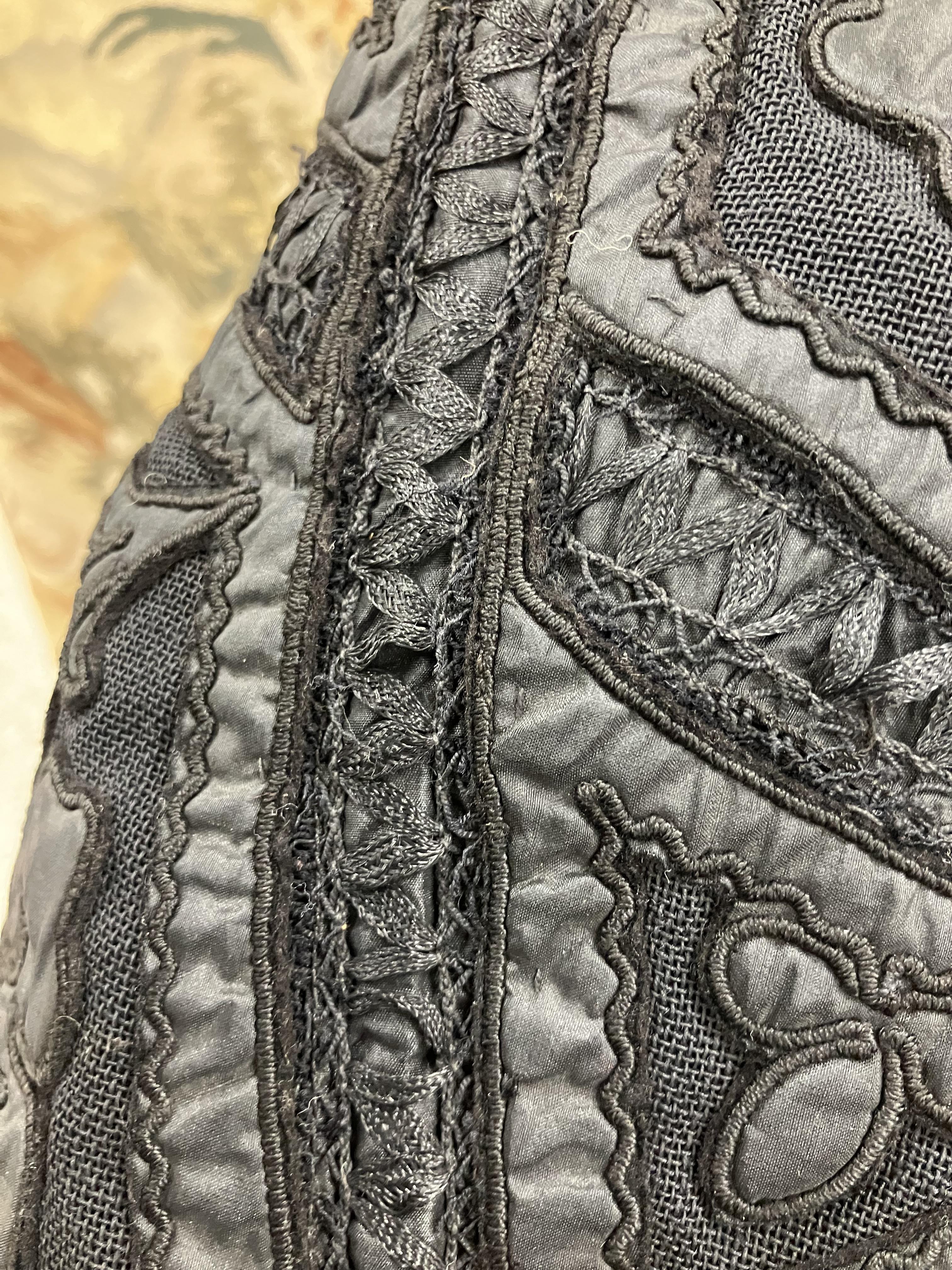 A Victorian mourning cape with applique decoration and lace edge together with a Victorian style - Image 86 of 115