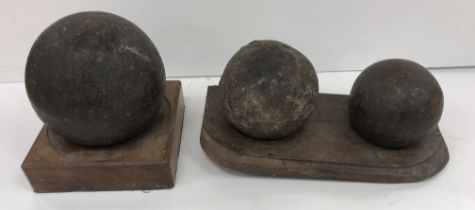 Three various 17th Century cast iron cannon balls approx. 12.5 cm diameter, 10 cm diameter and 8.