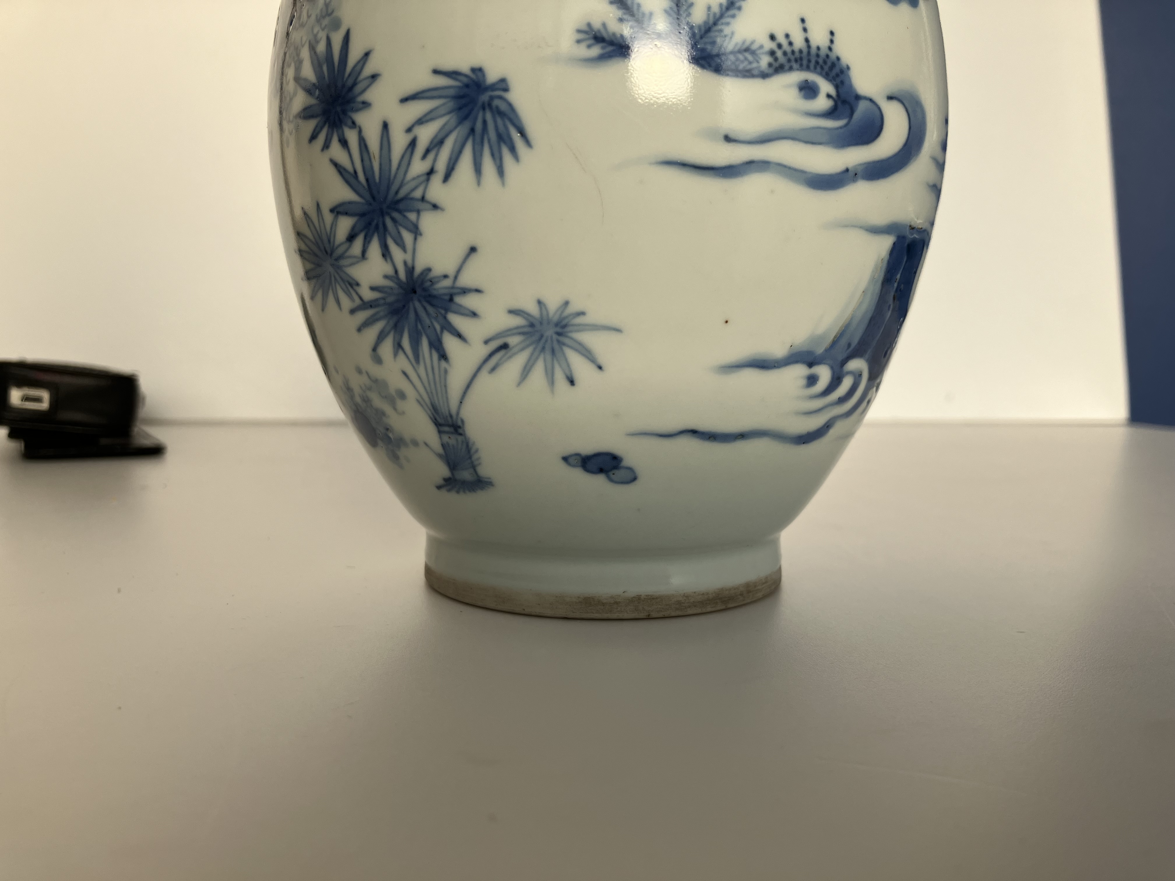 A Chinese ovoid jar in the 17th century transitional style, - Image 22 of 39