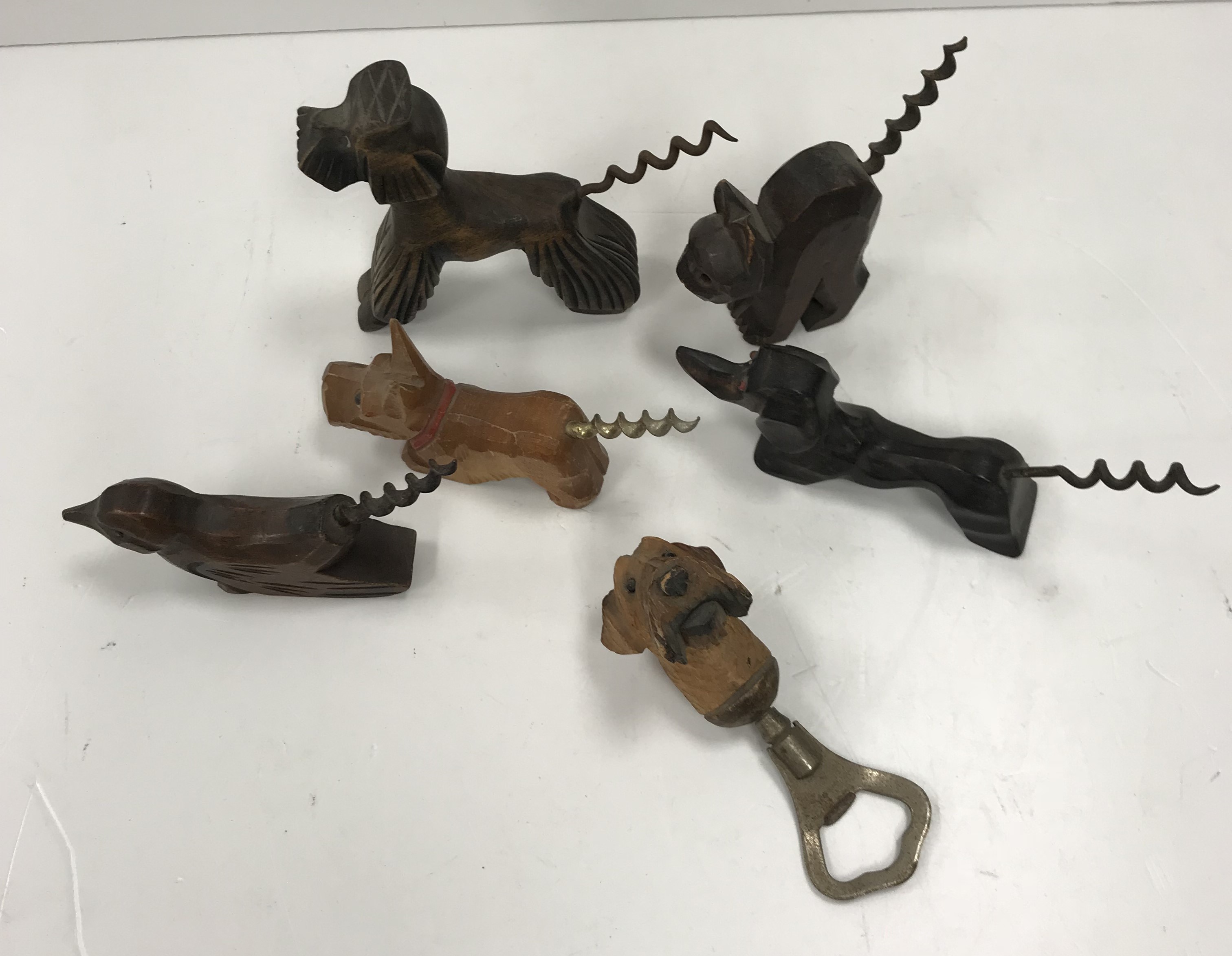 A collection of carved wooden handled corkscrews with figural / animal, etc. - Image 2 of 4