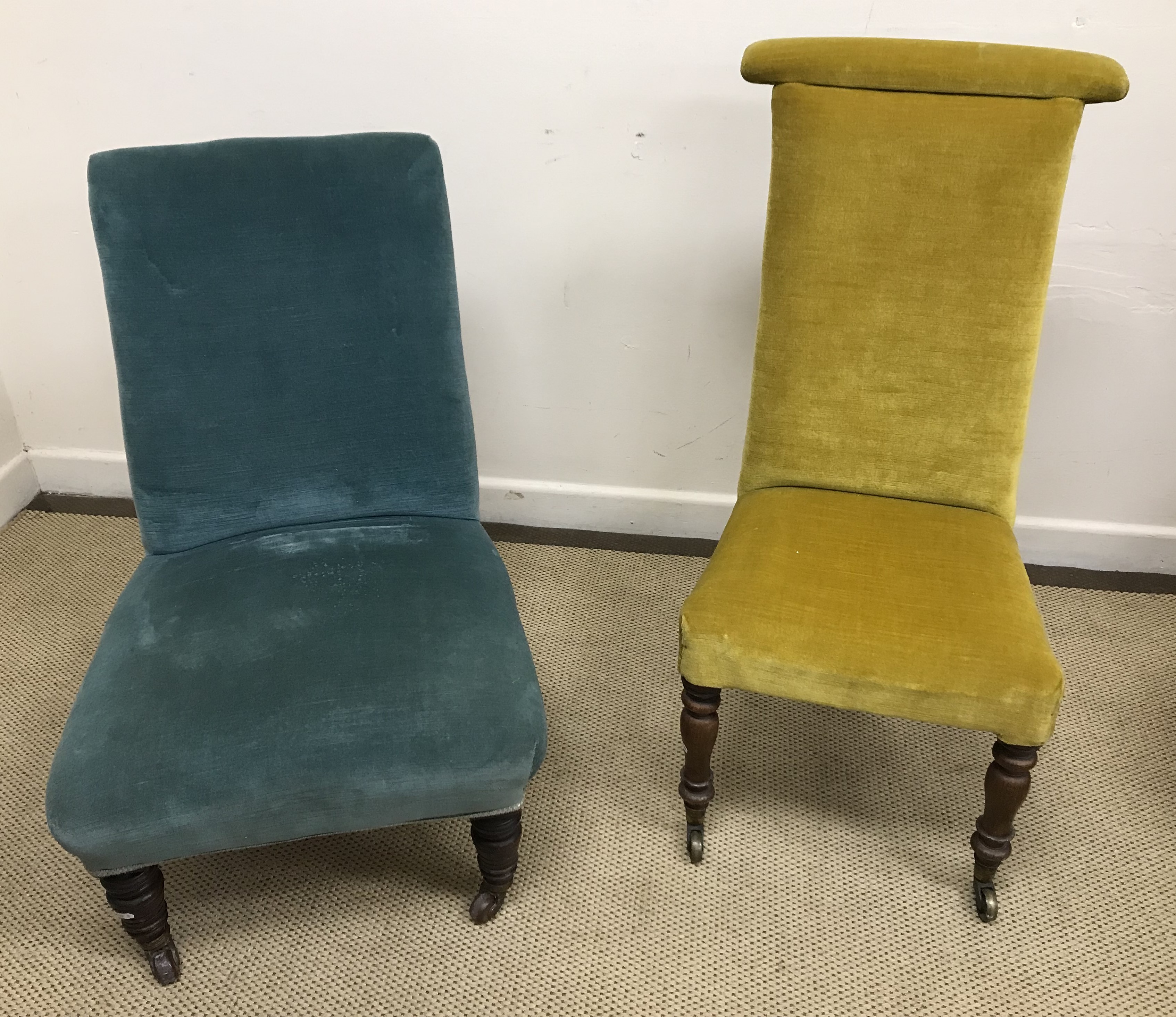 A collection of five various Victorian / 19th Century upholstered chairs including a gold draylon - Image 2 of 3