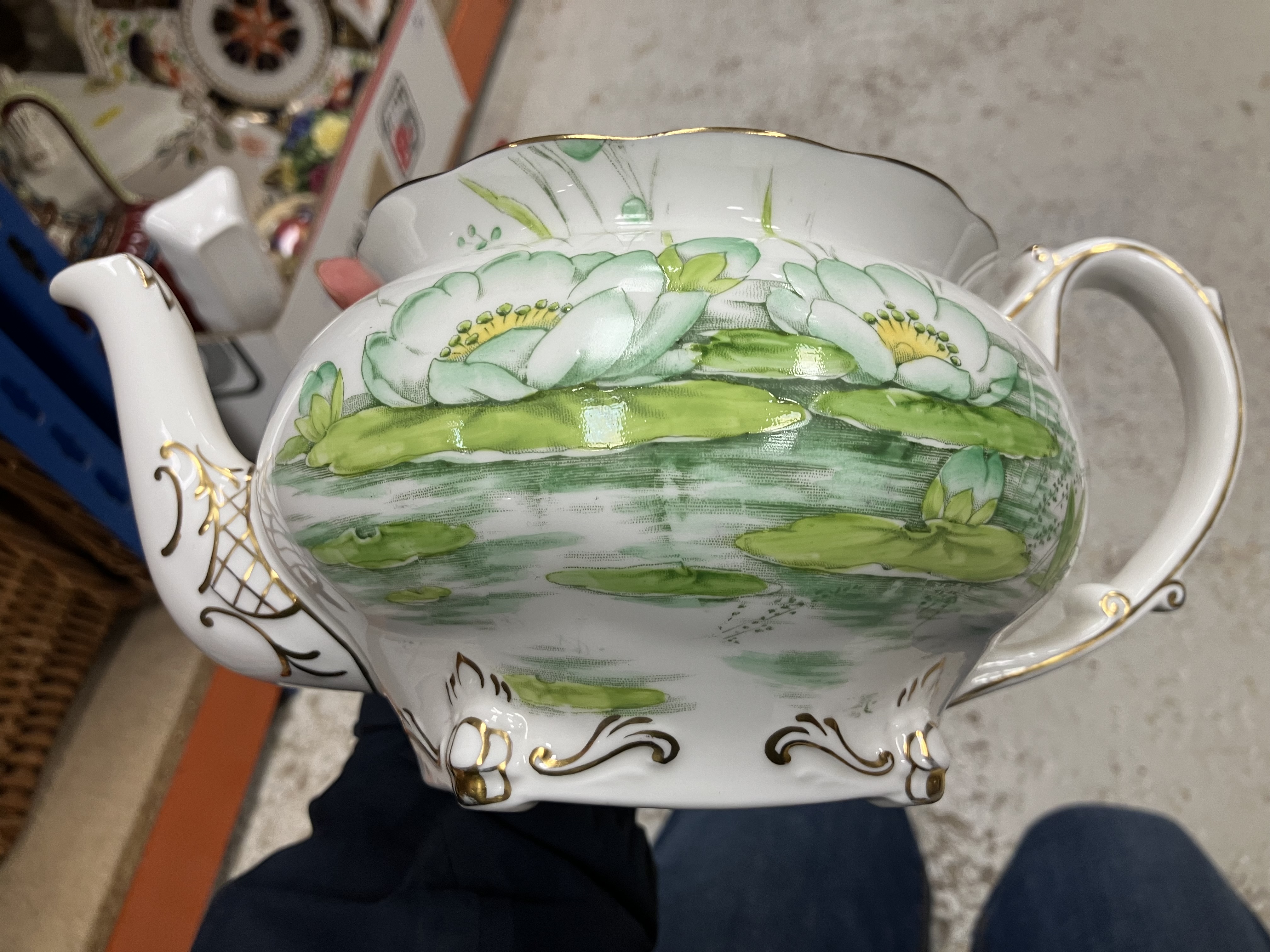 A Royal Paragon part tea set with green water lily decoration together with a Carrol Swan bowl and - Image 38 of 43