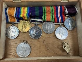 A medal bar comprising a British War medal and 1914-18 Victory medal, both inscribed "22068 Pte.E.R.