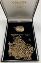 A collection of 9 carat gold jewellery including six various chain link necklaces, 37 cm, 41 cm,