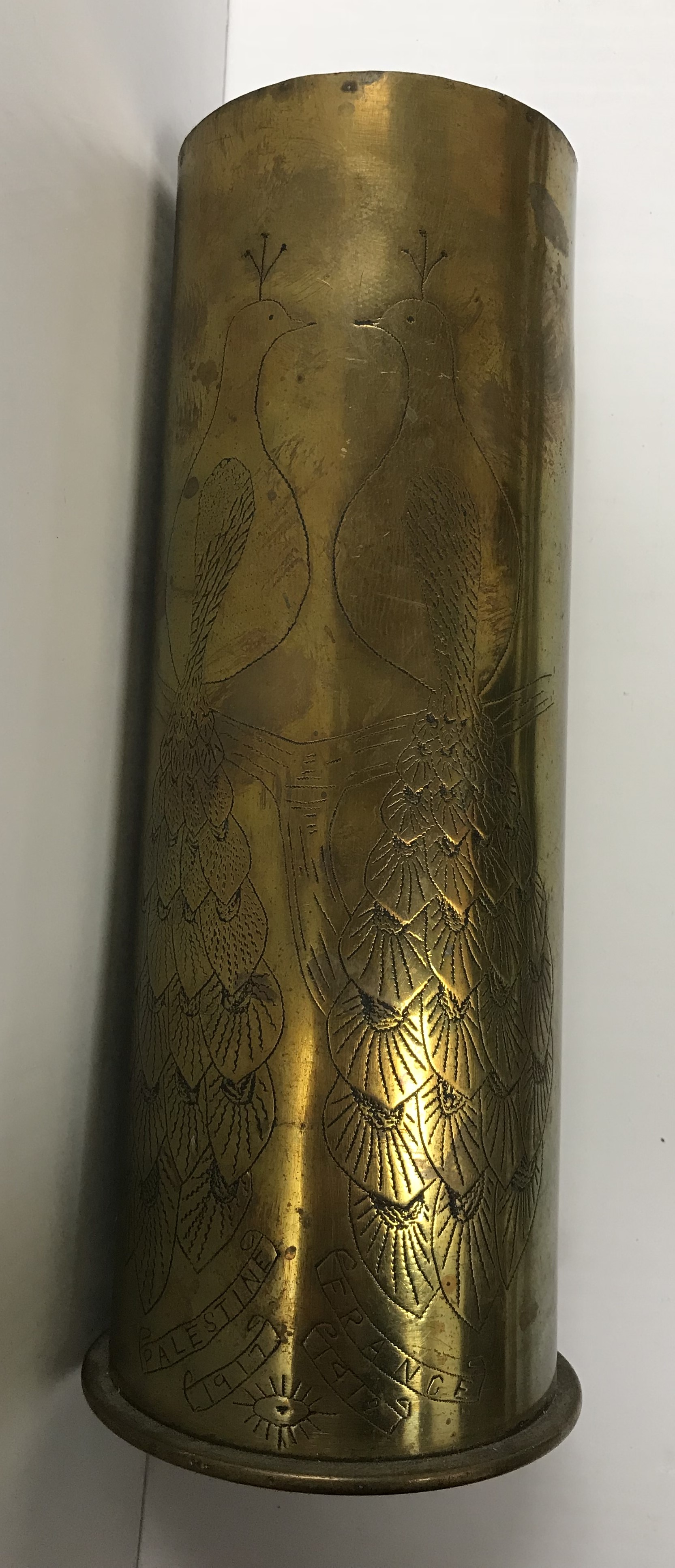 WITHDRAWN A collection of various militaria including a 1917 brass shell case decorated with two - Image 2 of 3