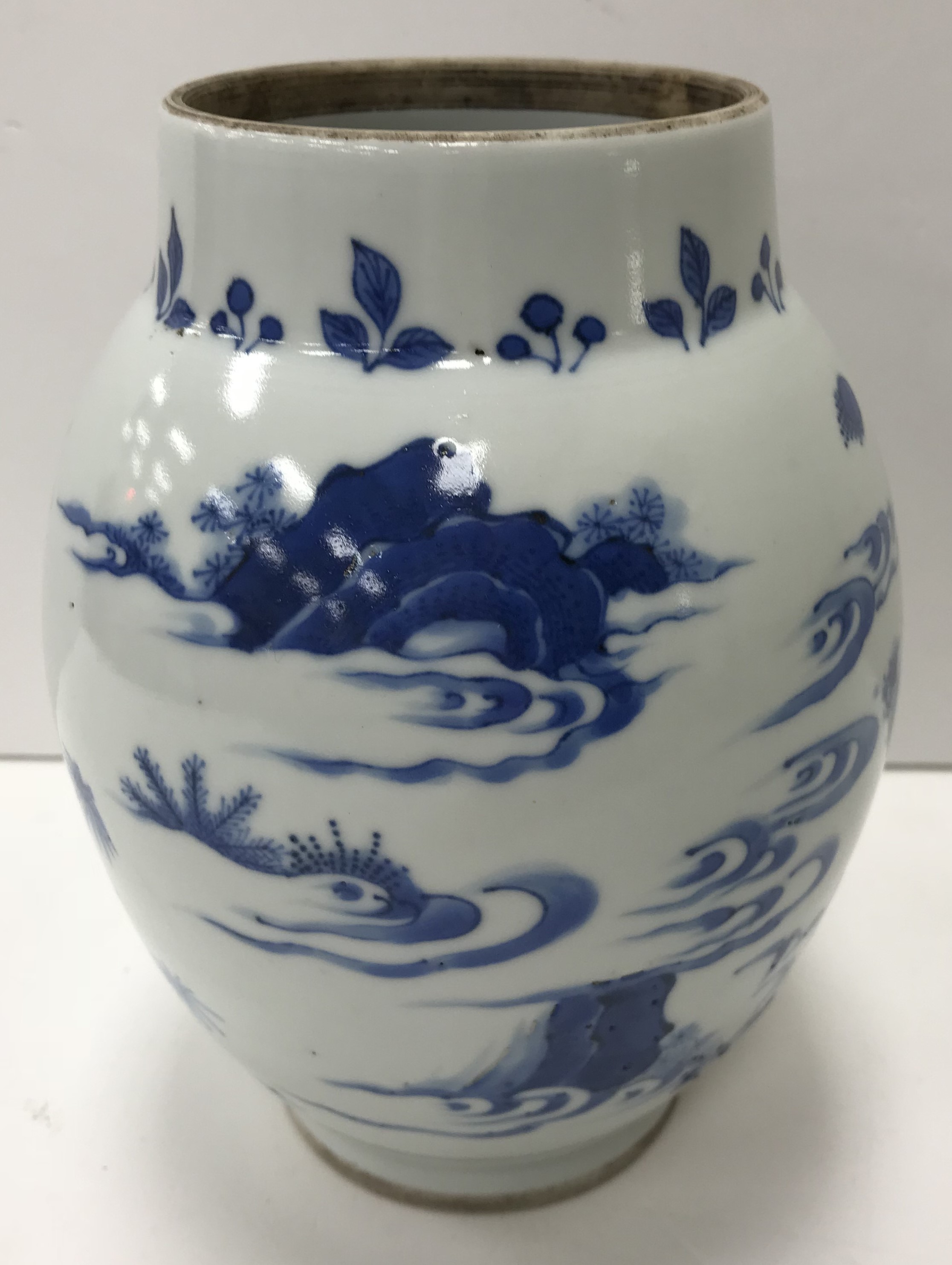 A Chinese ovoid jar in the 17th century transitional style,