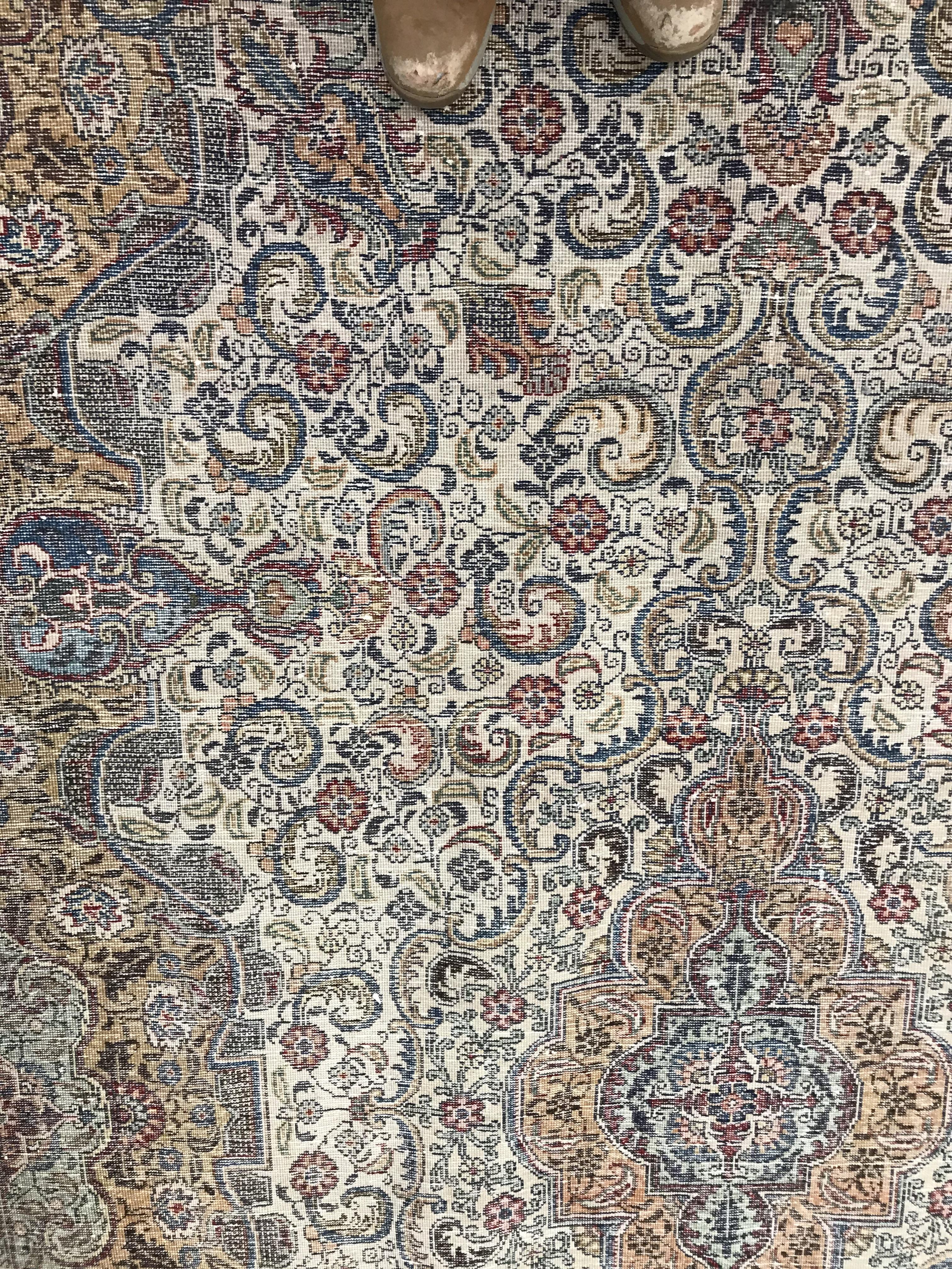 A Persian rug, - Bild 27 aus 38