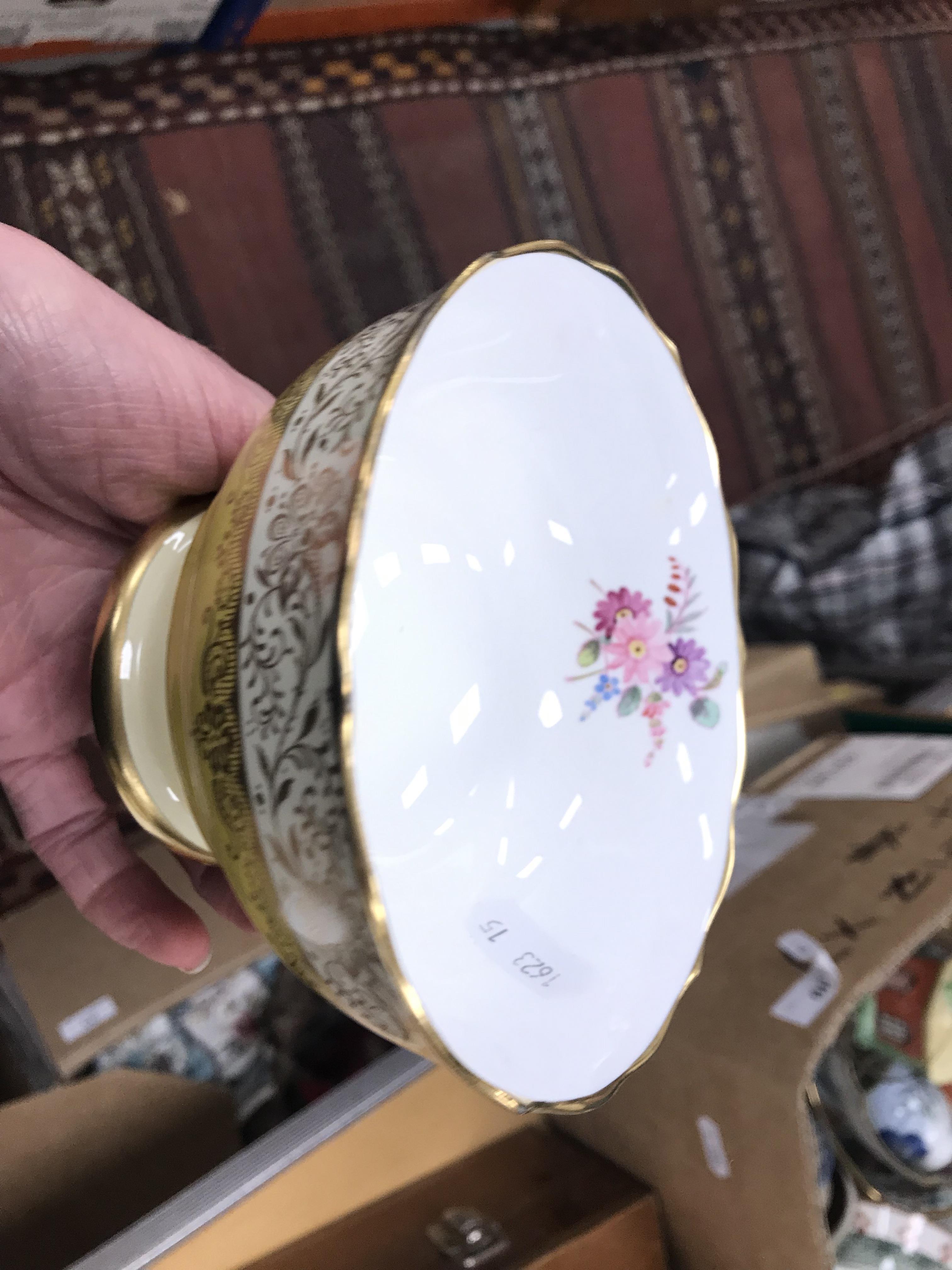 A box containing a Spode Copelands China "Ruskin" pattern floral spray, - Image 9 of 13