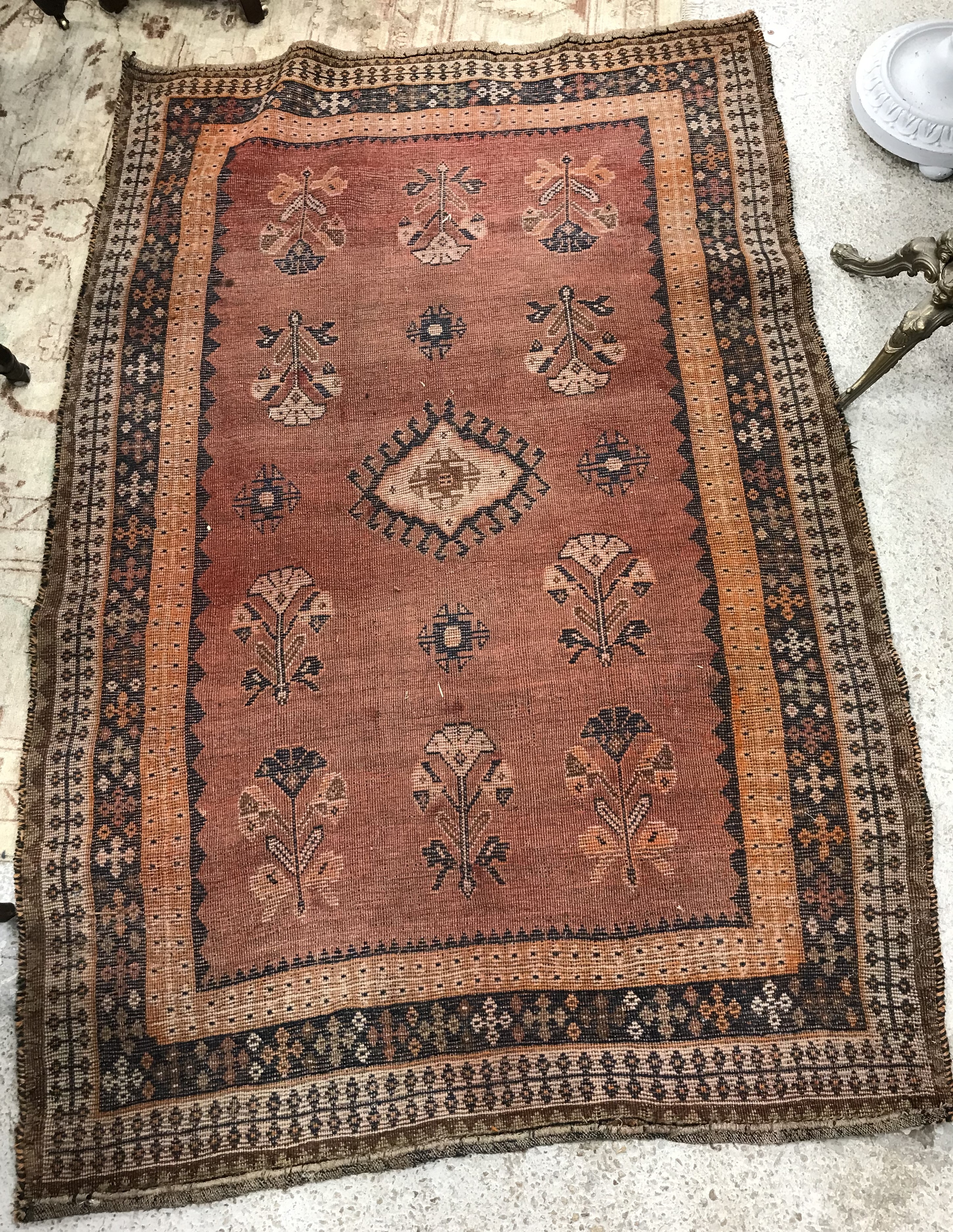 A Shiraz rug, - Image 2 of 2