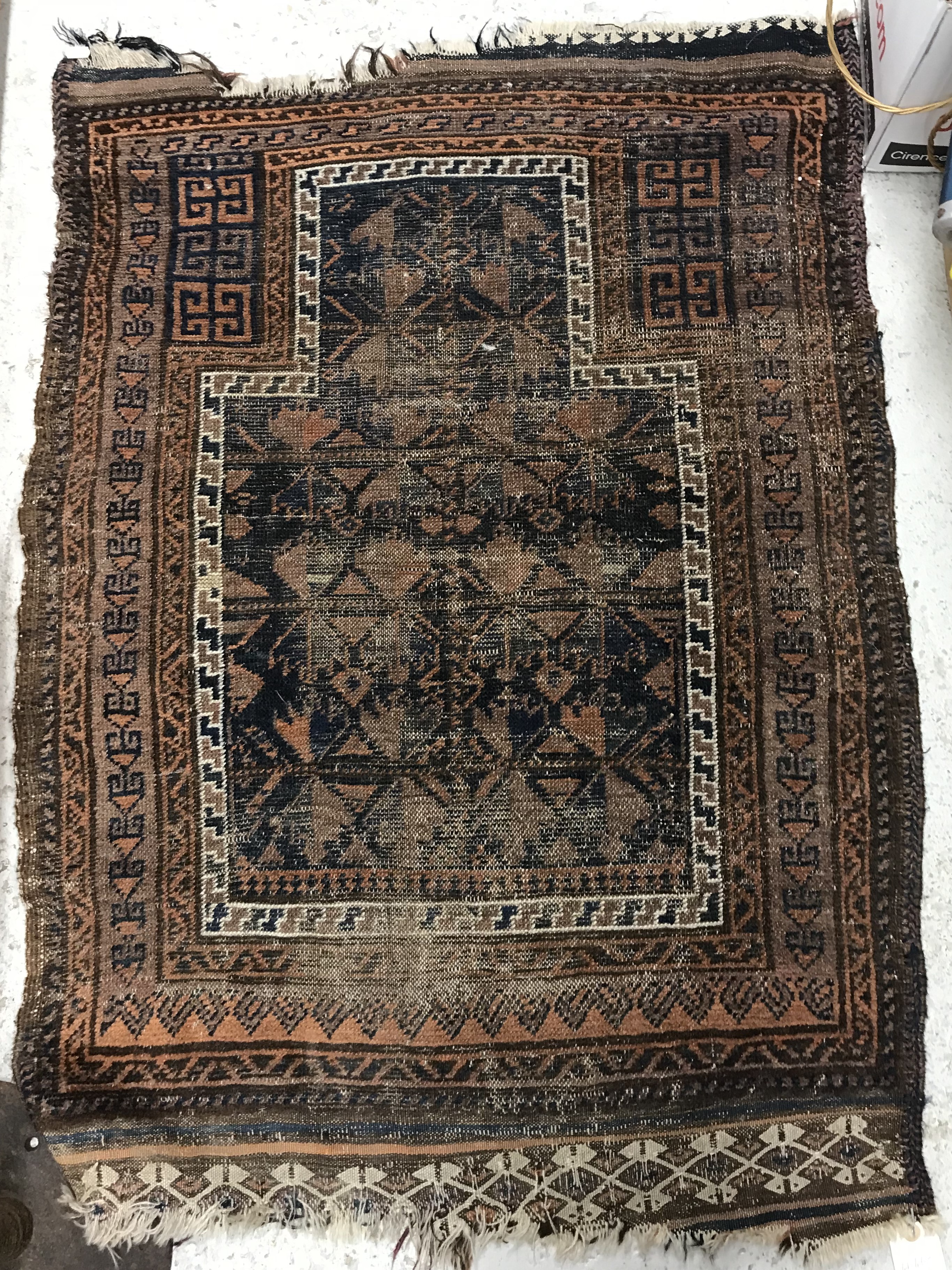 A Caucasian rug, - Bild 2 aus 4