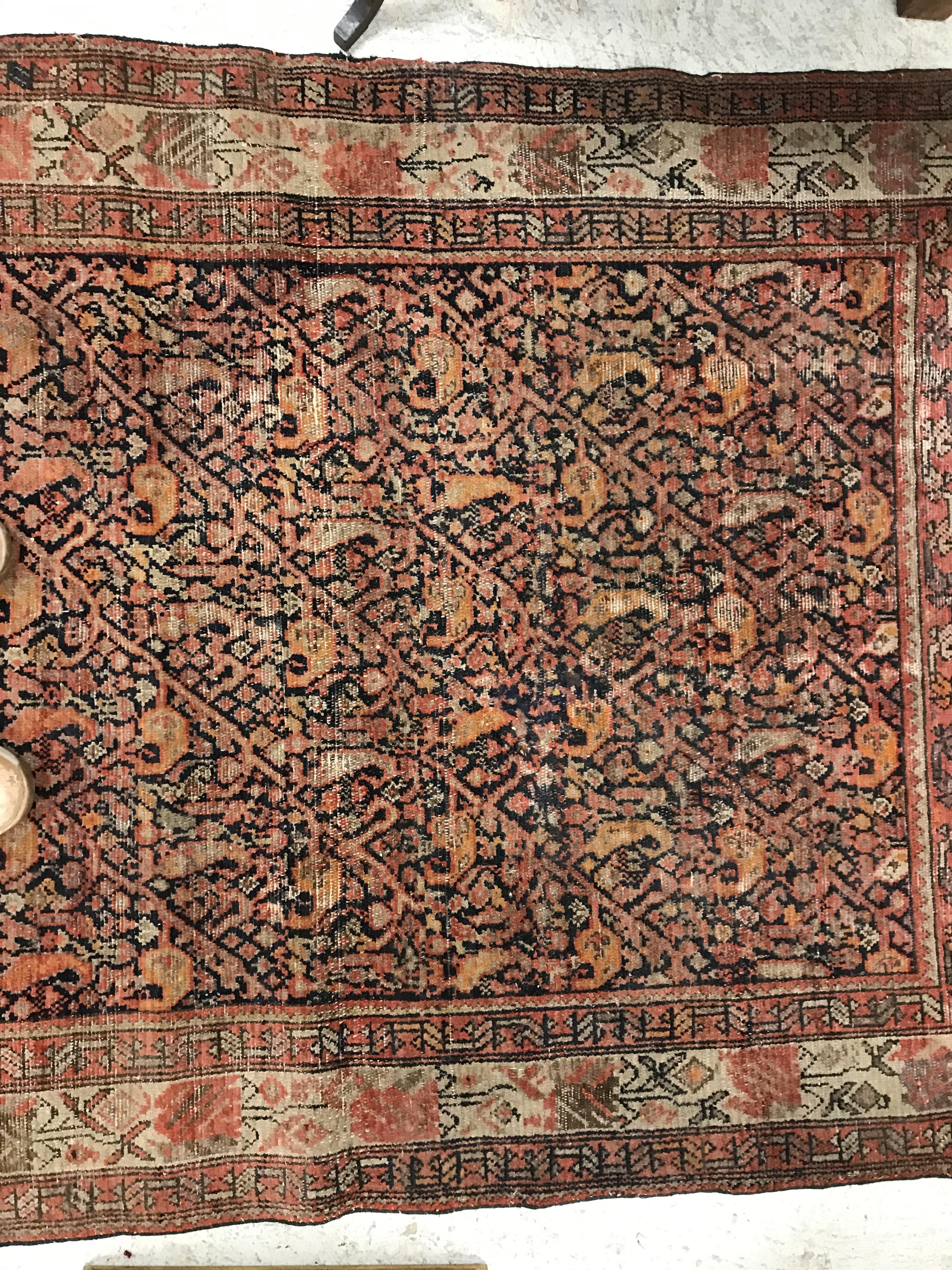 A Persian rug, - Image 4 of 9