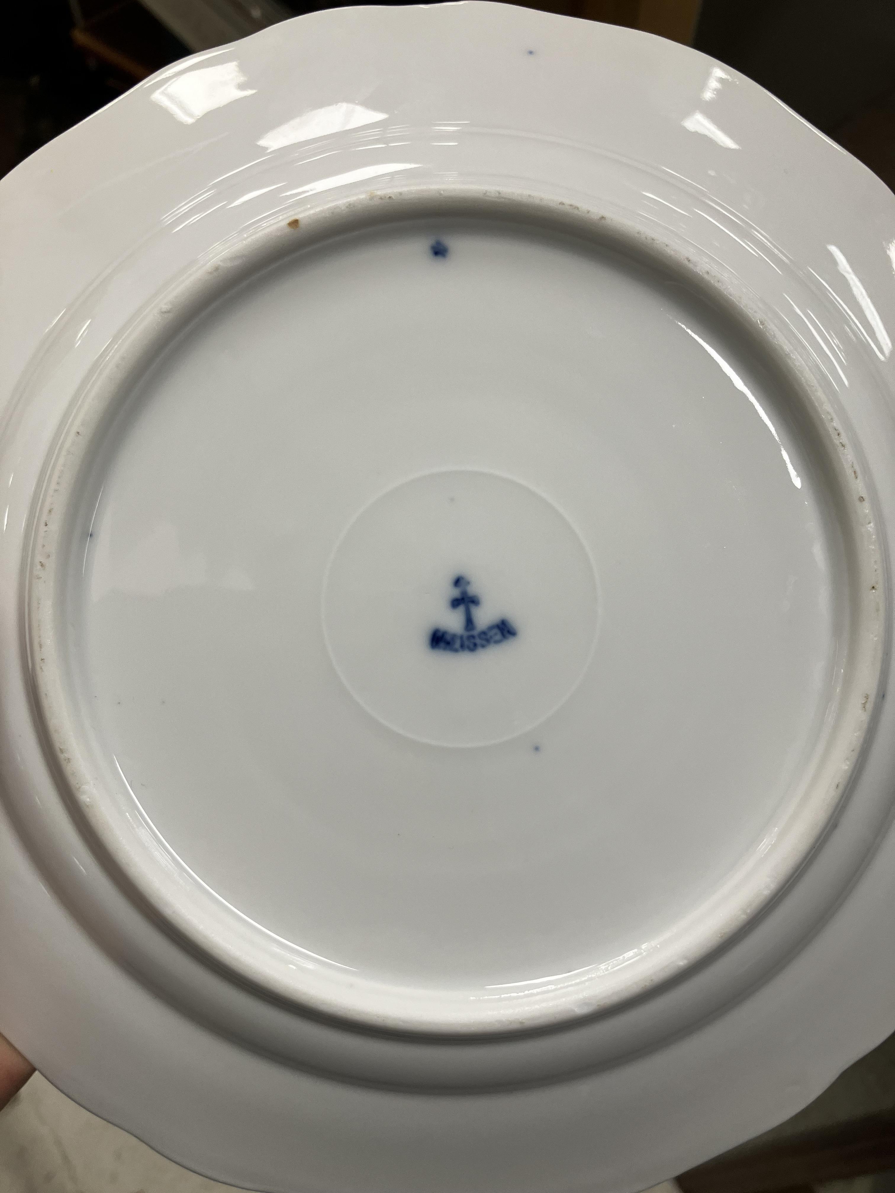 A collection of twelve Meissen "Blue Onion" pattern plates bearing blue crossed swords marks to - Image 46 of 46