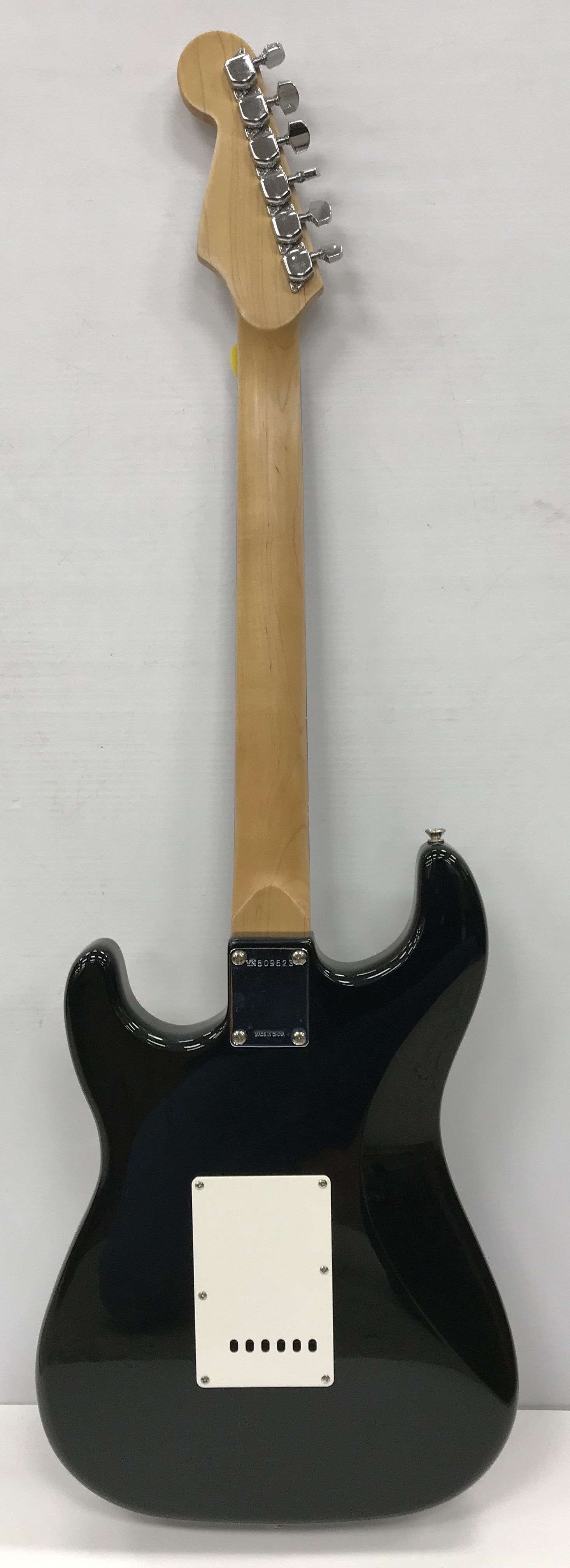 A Fender Squire Strat electric guitar, black with white finger board No. - Bild 2 aus 2