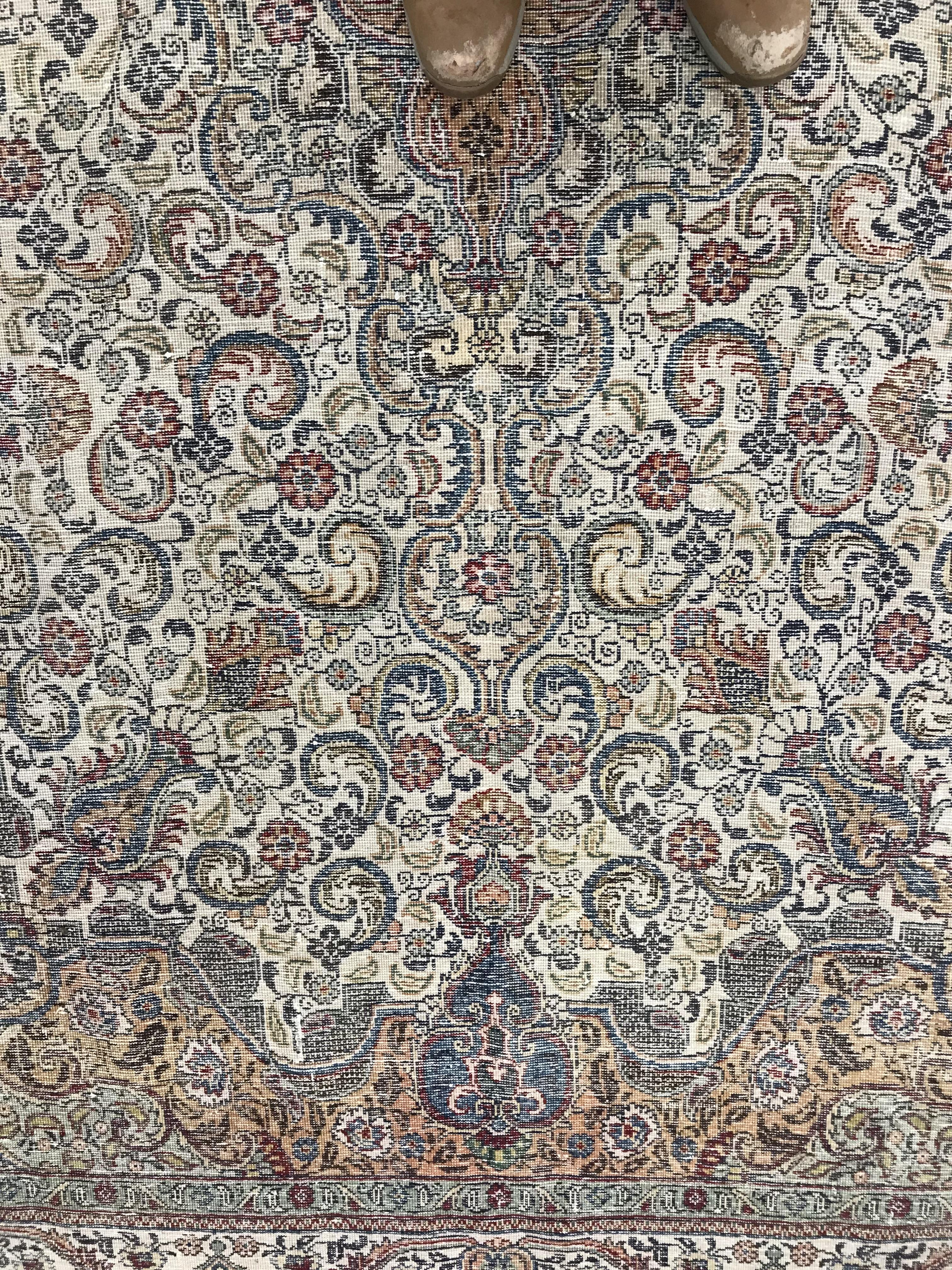 A Persian rug, - Bild 34 aus 38