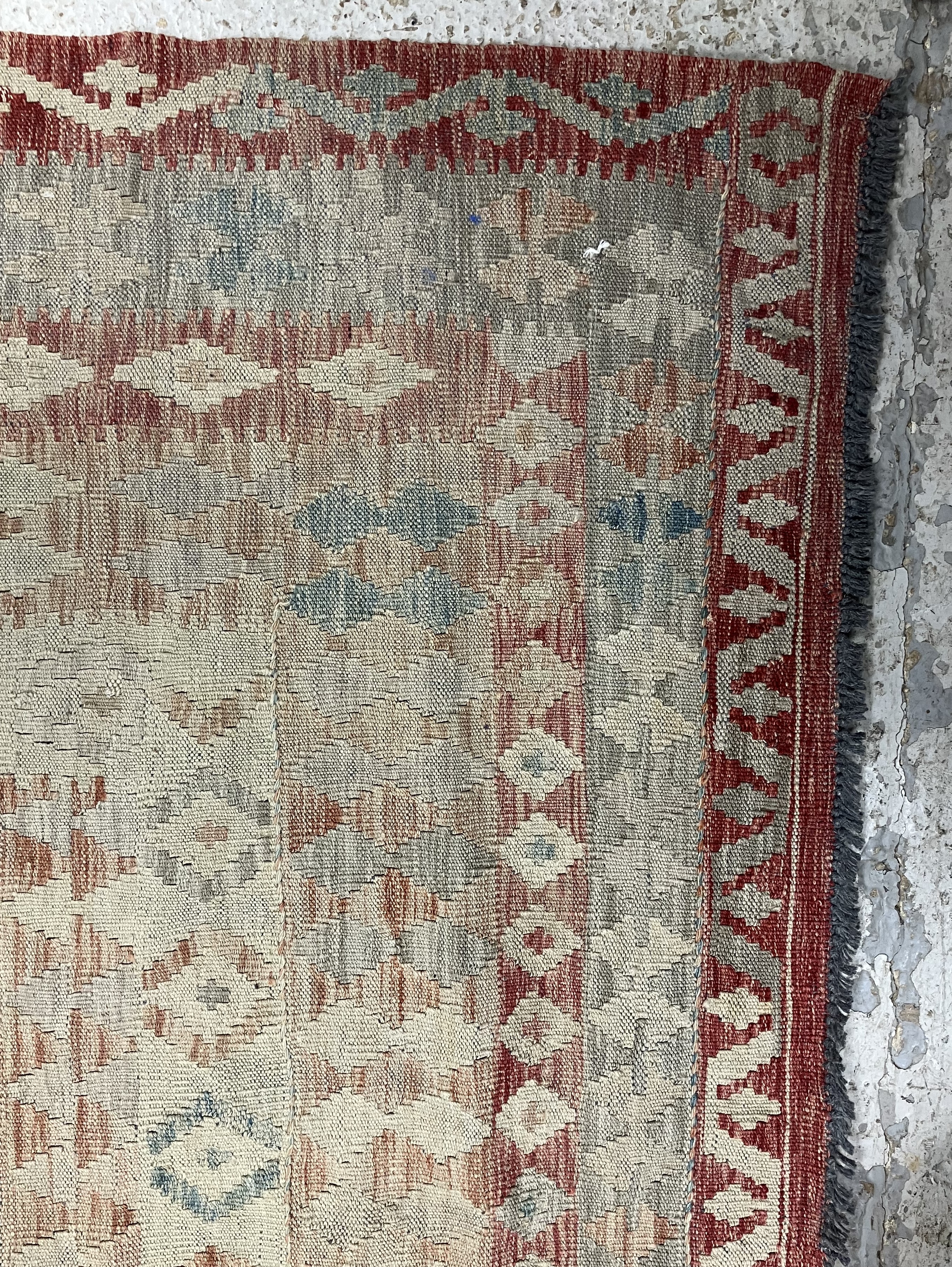 A Kelim rug, - Bild 3 aus 23