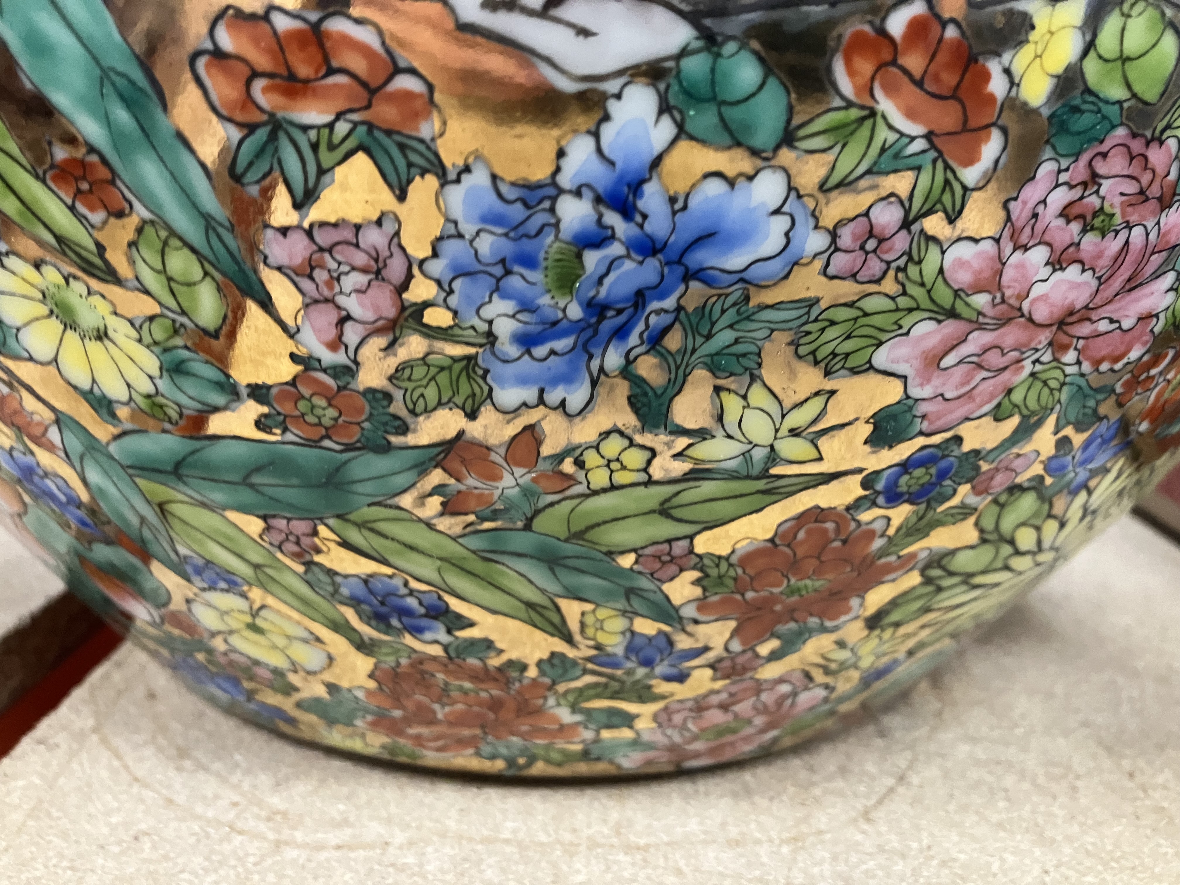 A Chinese millefleurs porcelain vase in the 19th Century manner, - Image 32 of 48