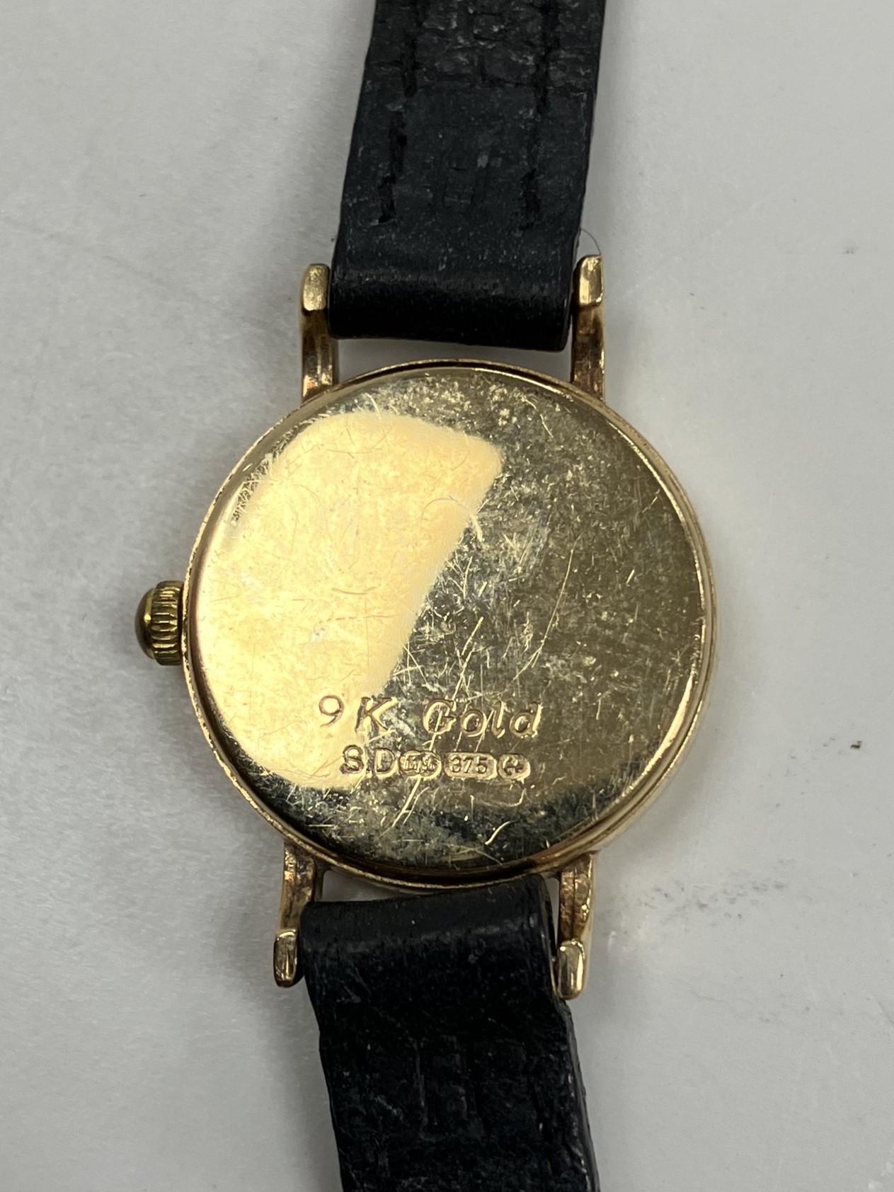 A 9 carat gold ladies Rotary wristwatch with leather strap, - Image 4 of 4