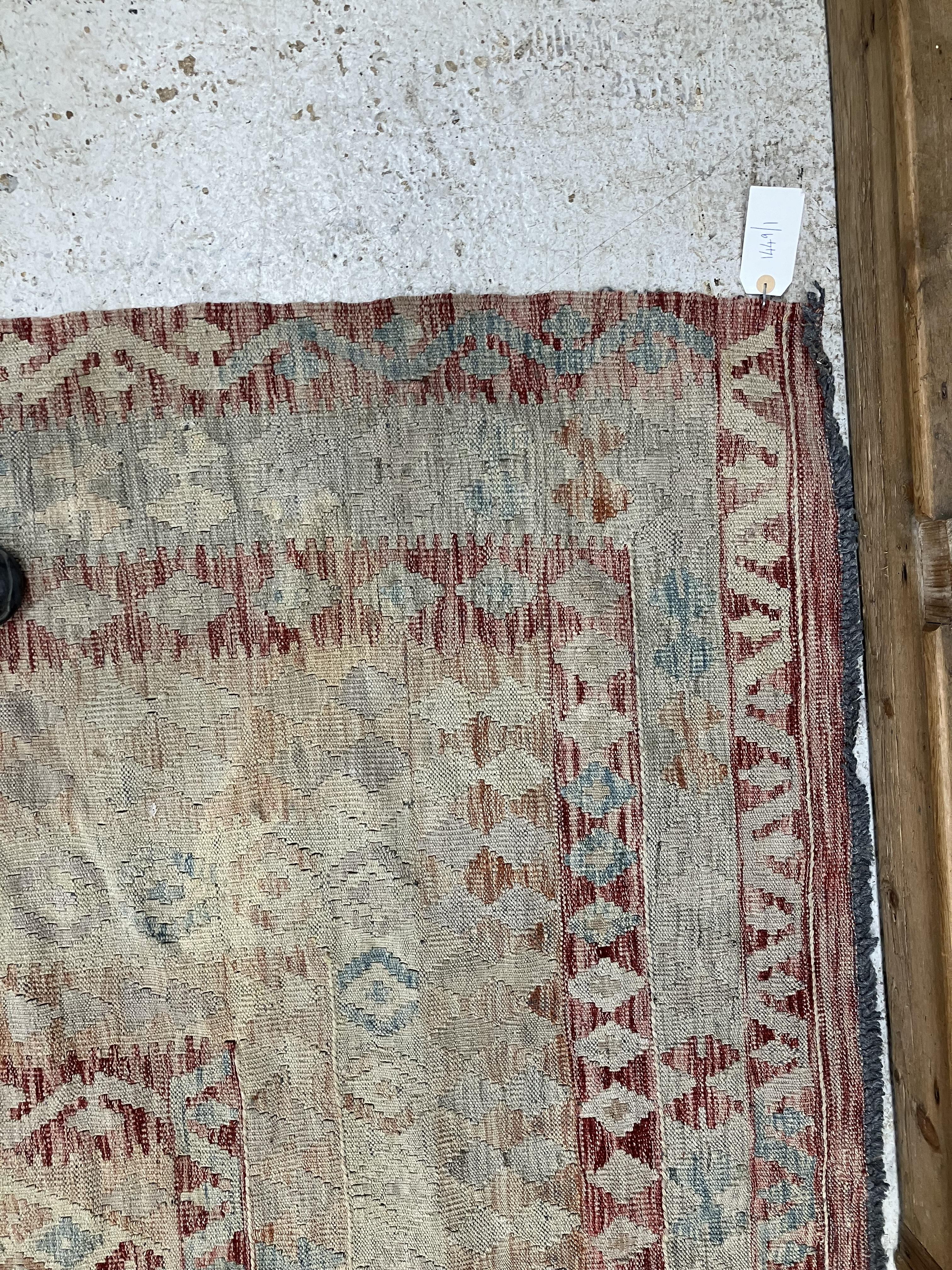 A Kelim rug, - Bild 18 aus 23