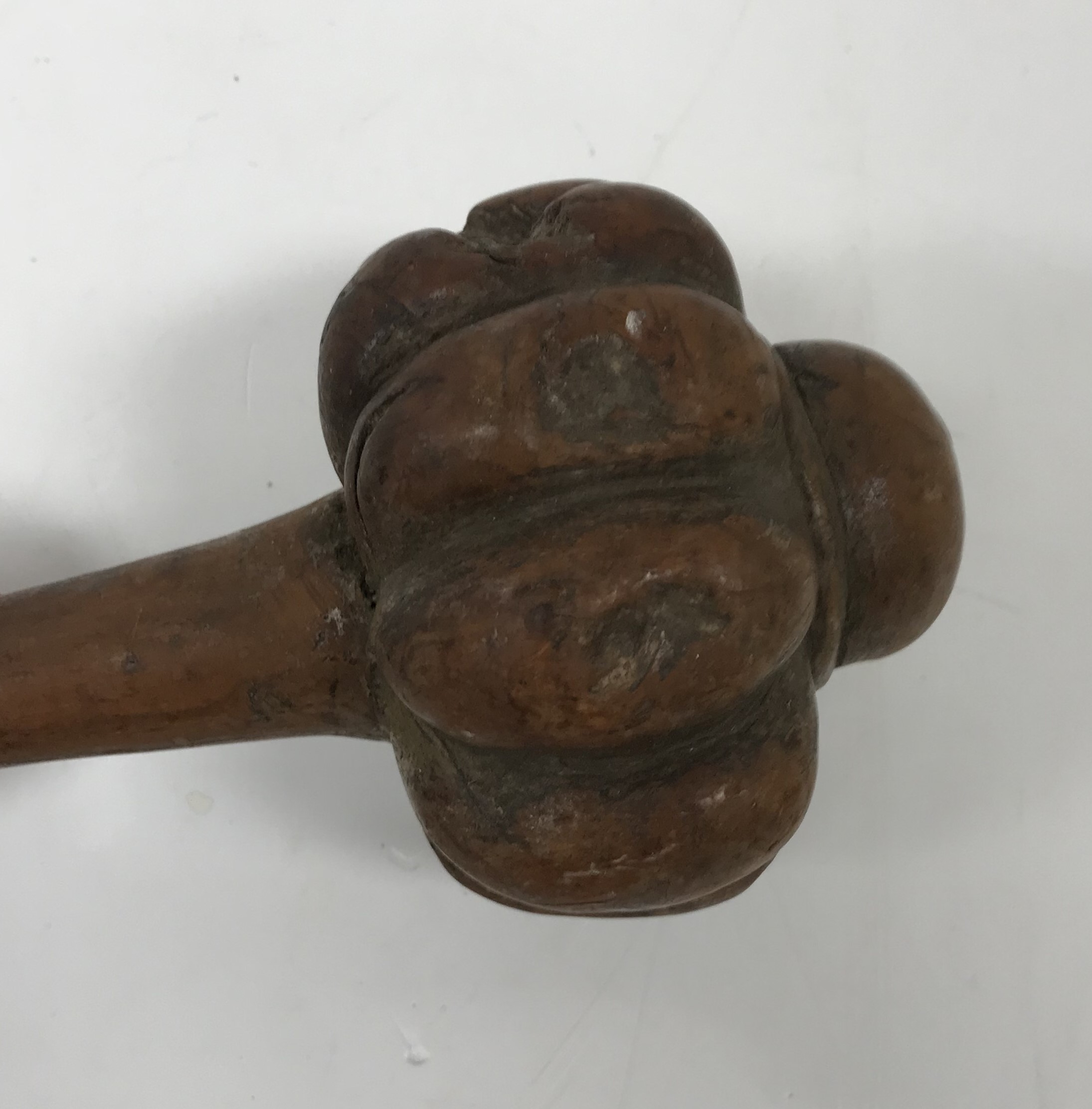 A Fiji throwing club Iula Mudu Melanesia with lobed head and domed finial, - Image 5 of 8