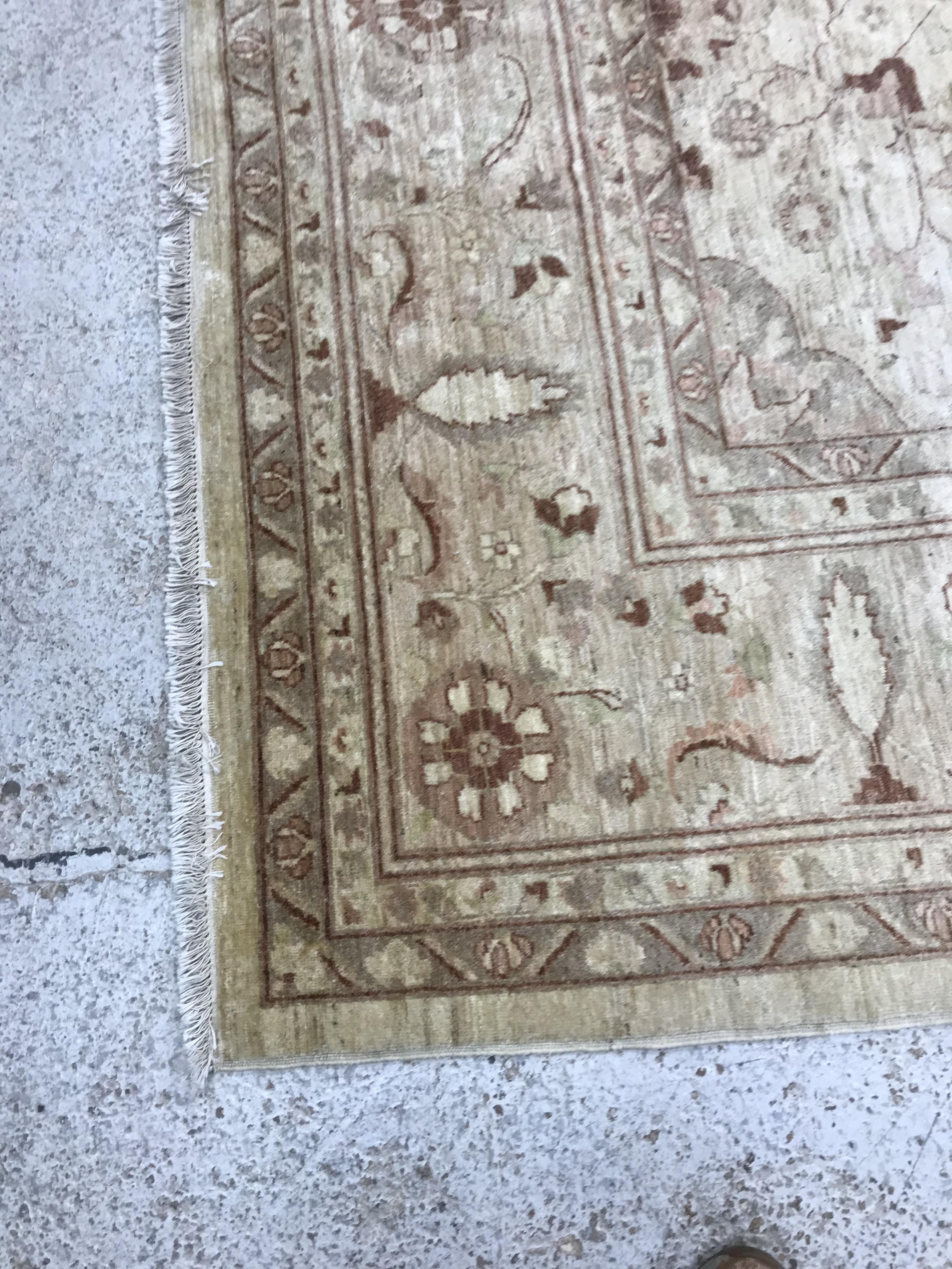 A modern Pakistani Zeigler style carpet, - Bild 30 aus 66