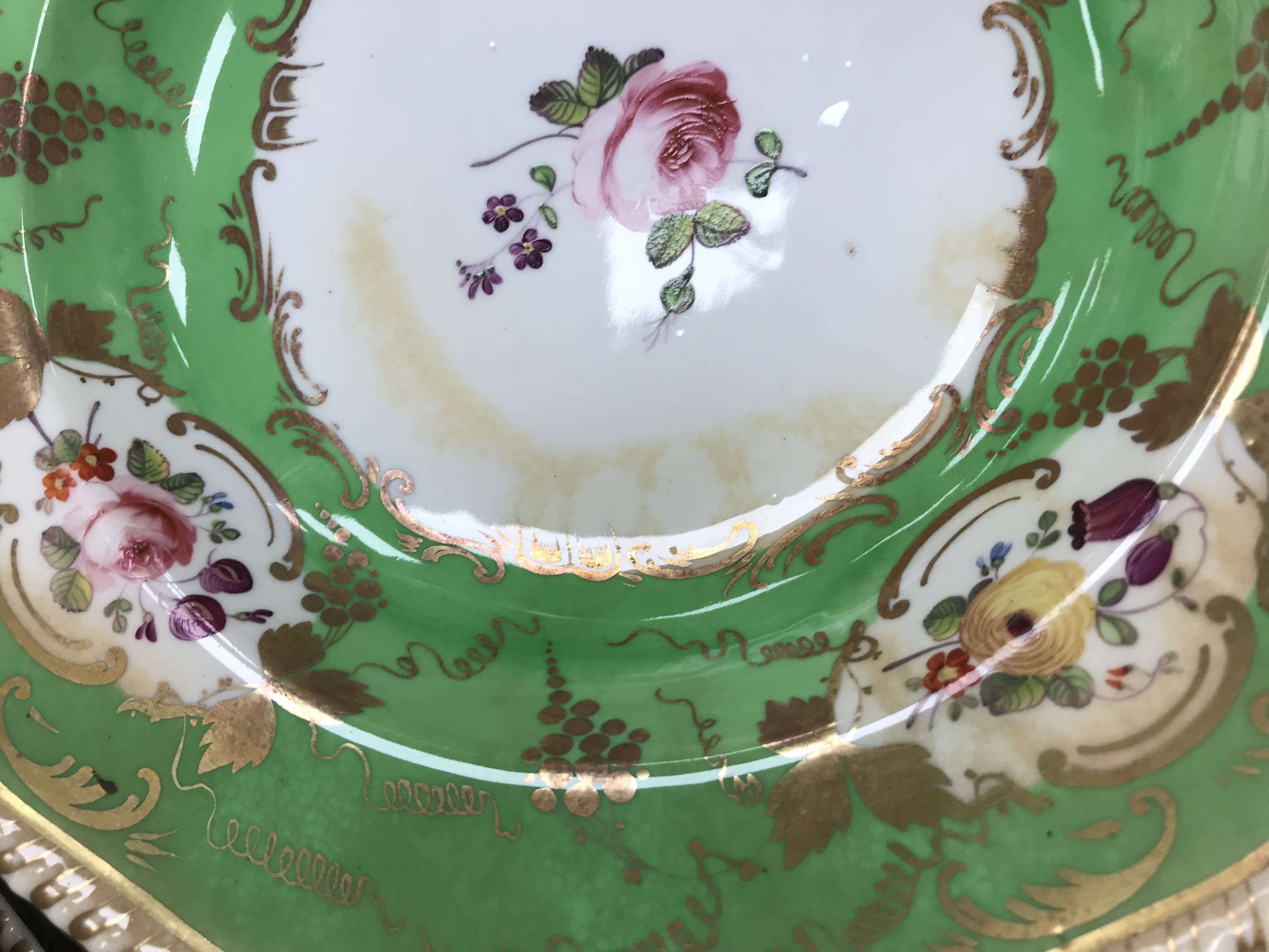 A 19th Century Bloor Derby (1830-48) dinner service, - Image 35 of 39