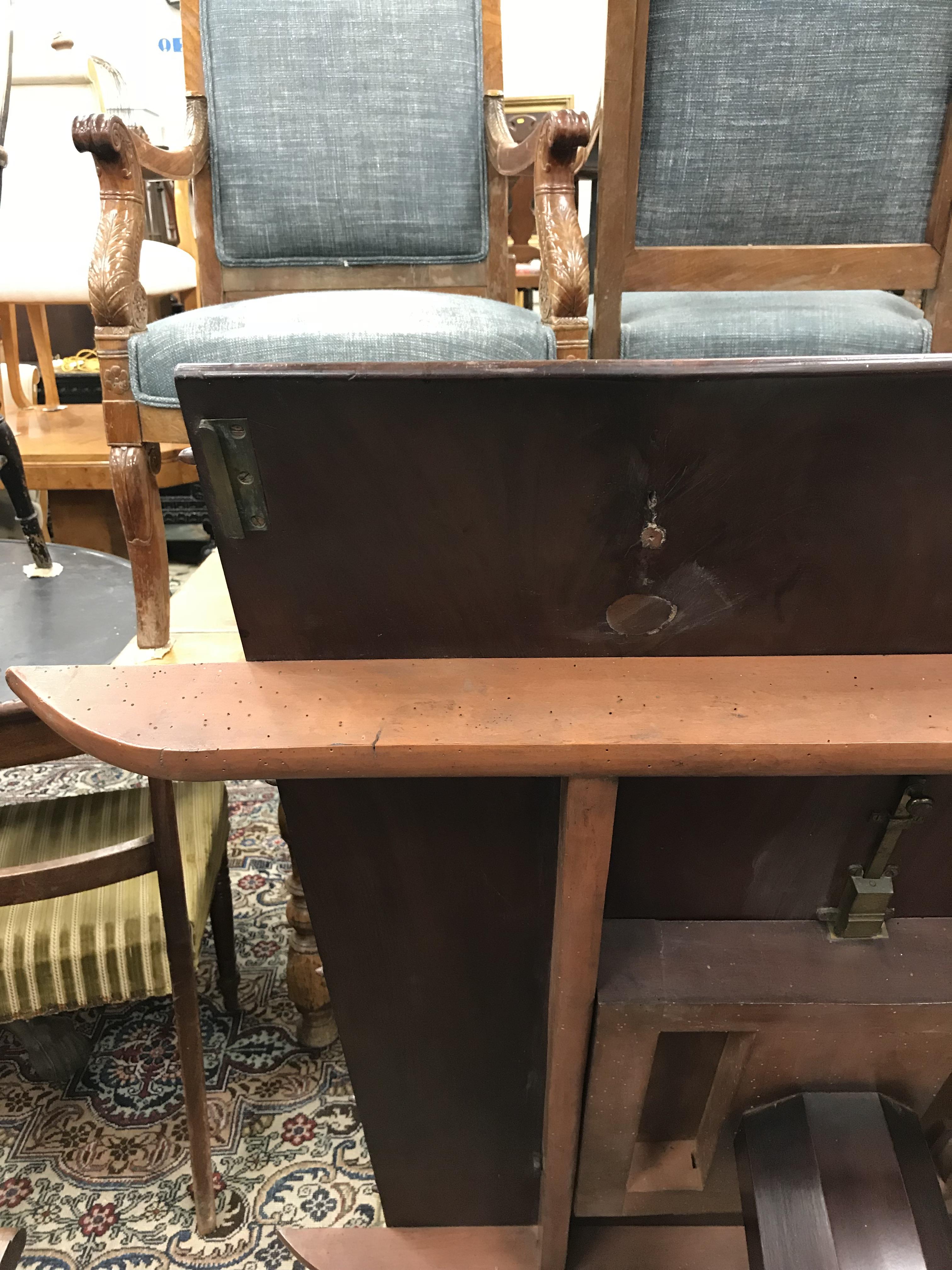 A 19th Century mahogany triple pillar dining table, - Image 27 of 38