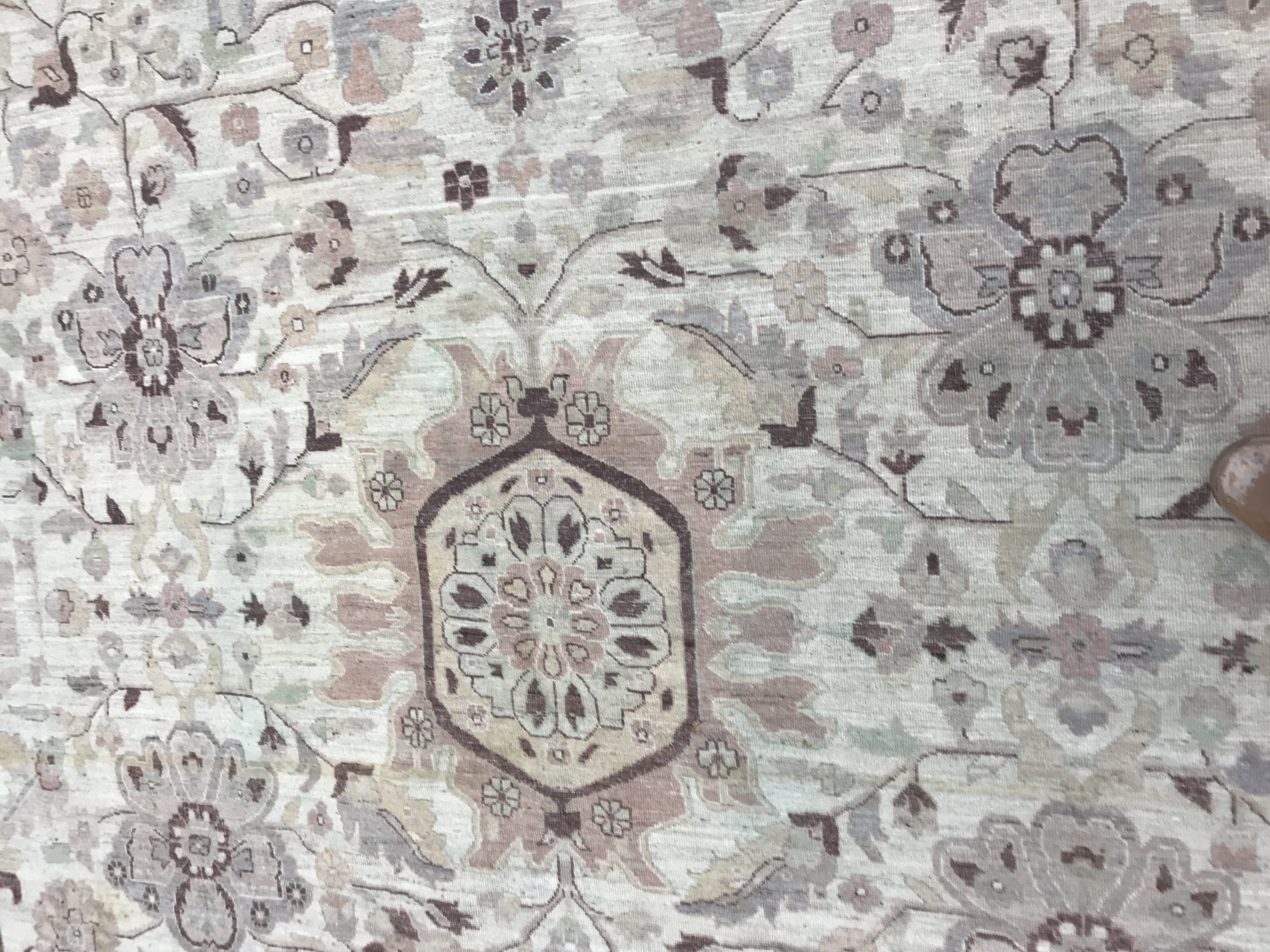 A modern Pakistani Zeigler style carpet, - Bild 49 aus 66