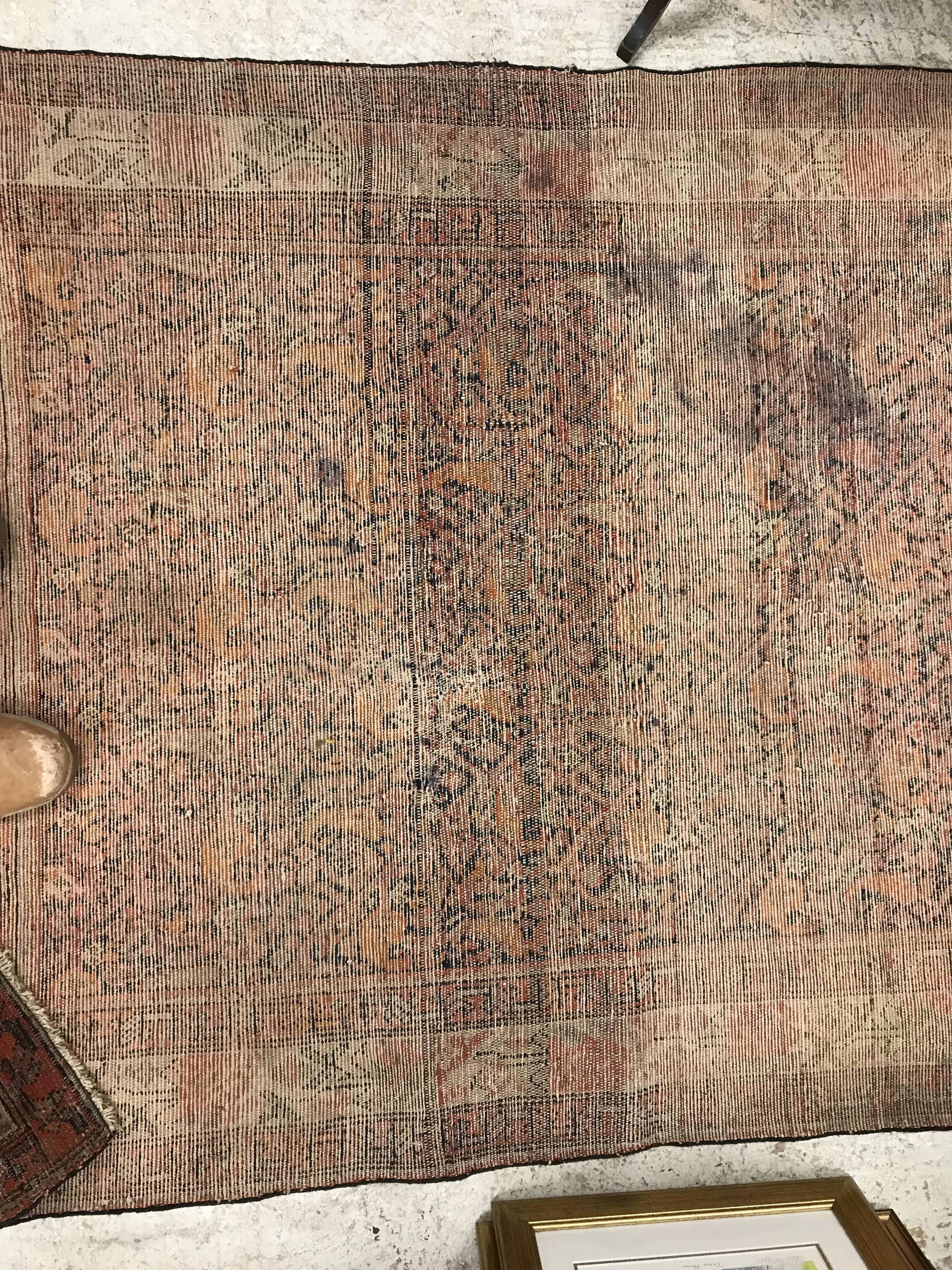 A Persian rug, - Image 7 of 9