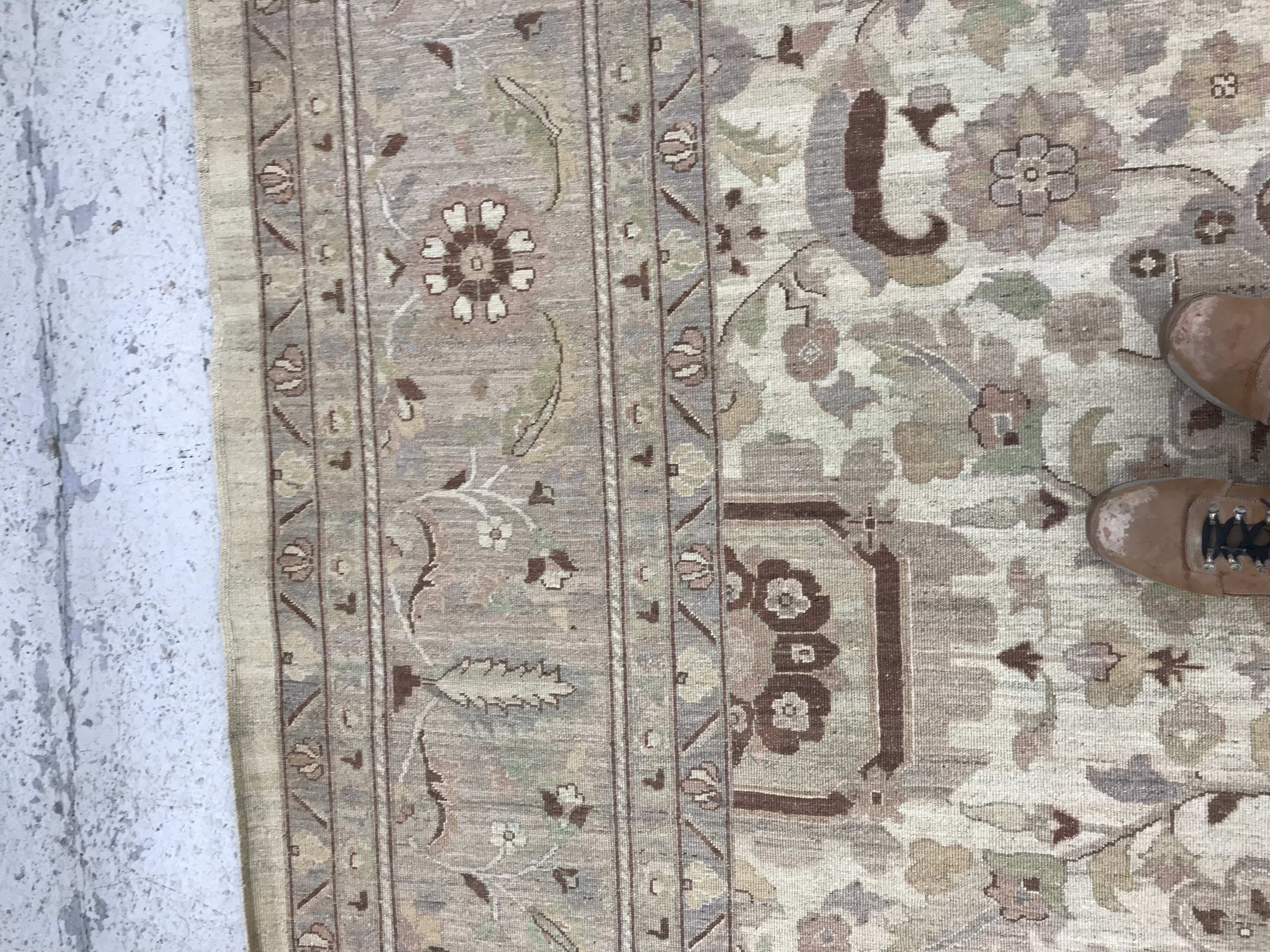 A modern Pakistani Zeigler style carpet, - Bild 36 aus 66
