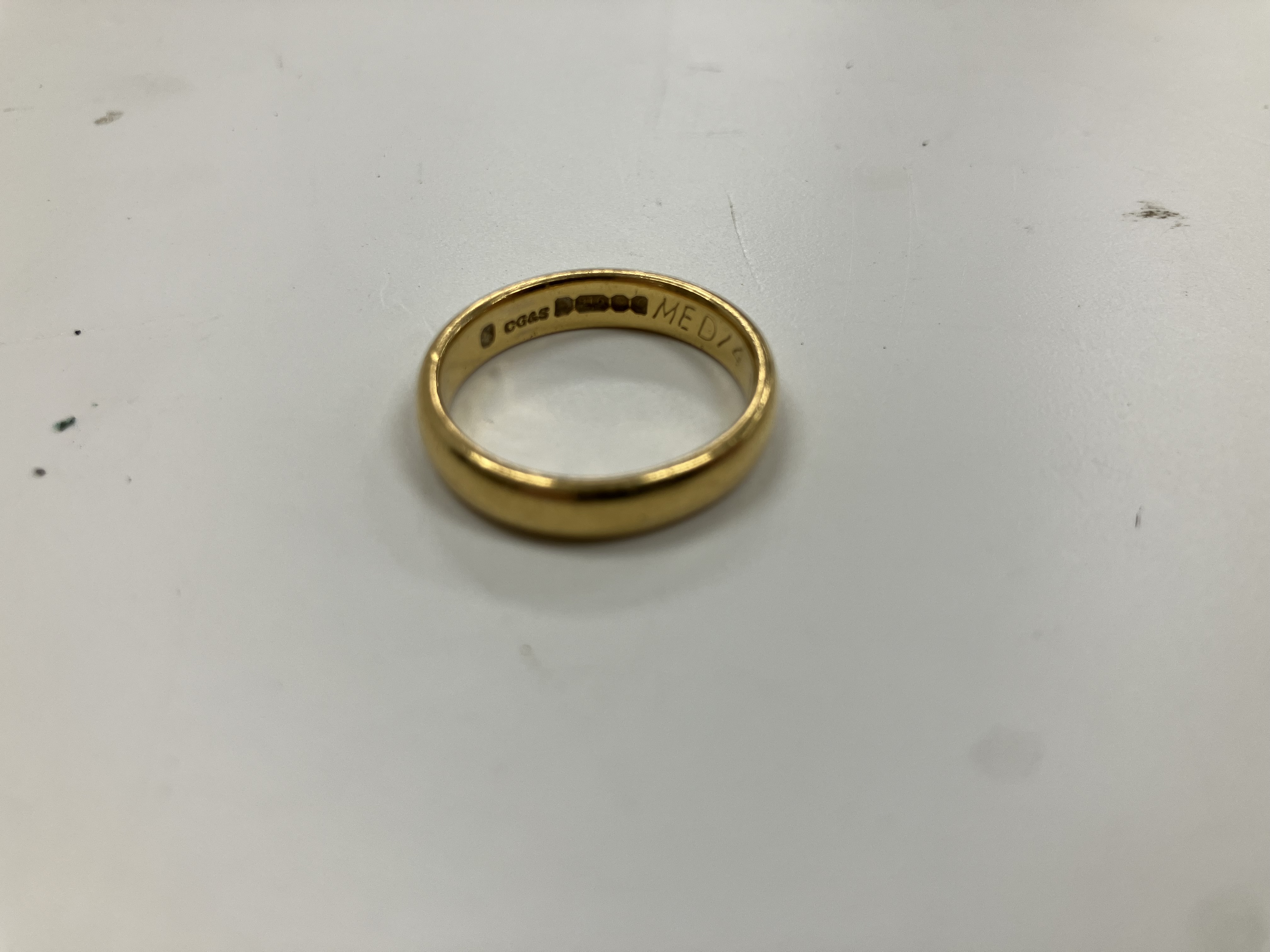 A plain gold (916) wedding band, size M / N, 5. - Bild 2 aus 4