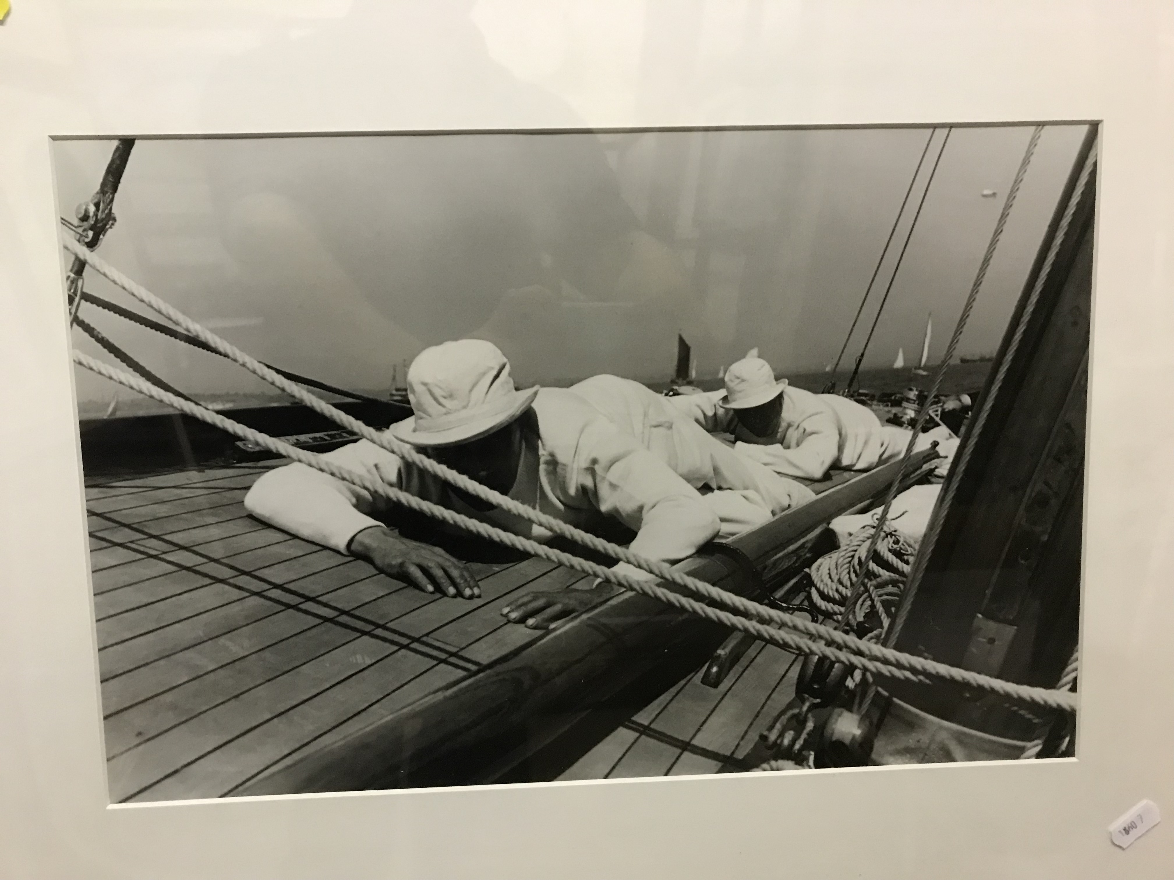 AFTER KURT HUTTON "Decked out", silver gelatine fibre print 3-300, - Image 3 of 4