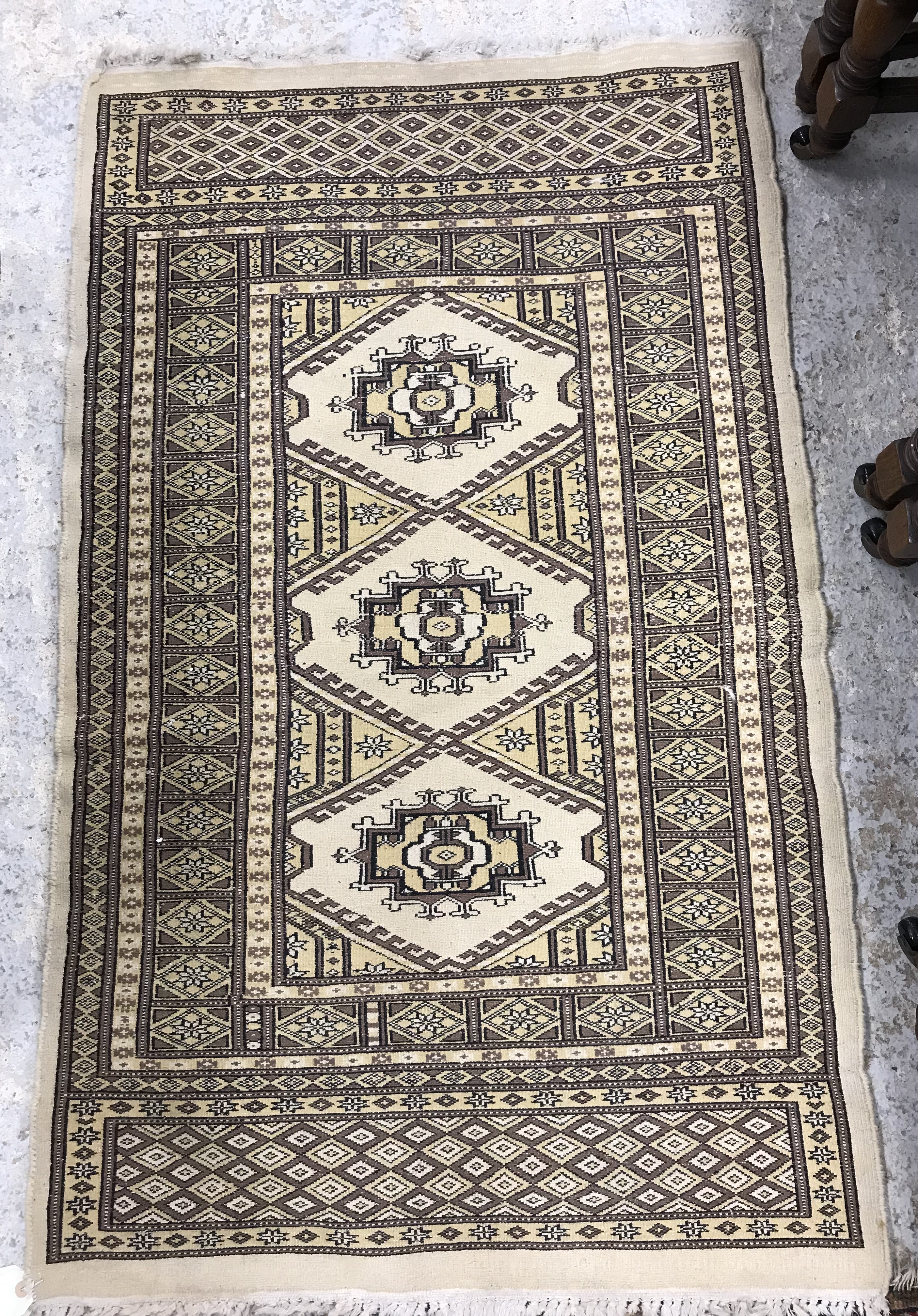 A pair of Bokhara rugs, - Bild 2 aus 4