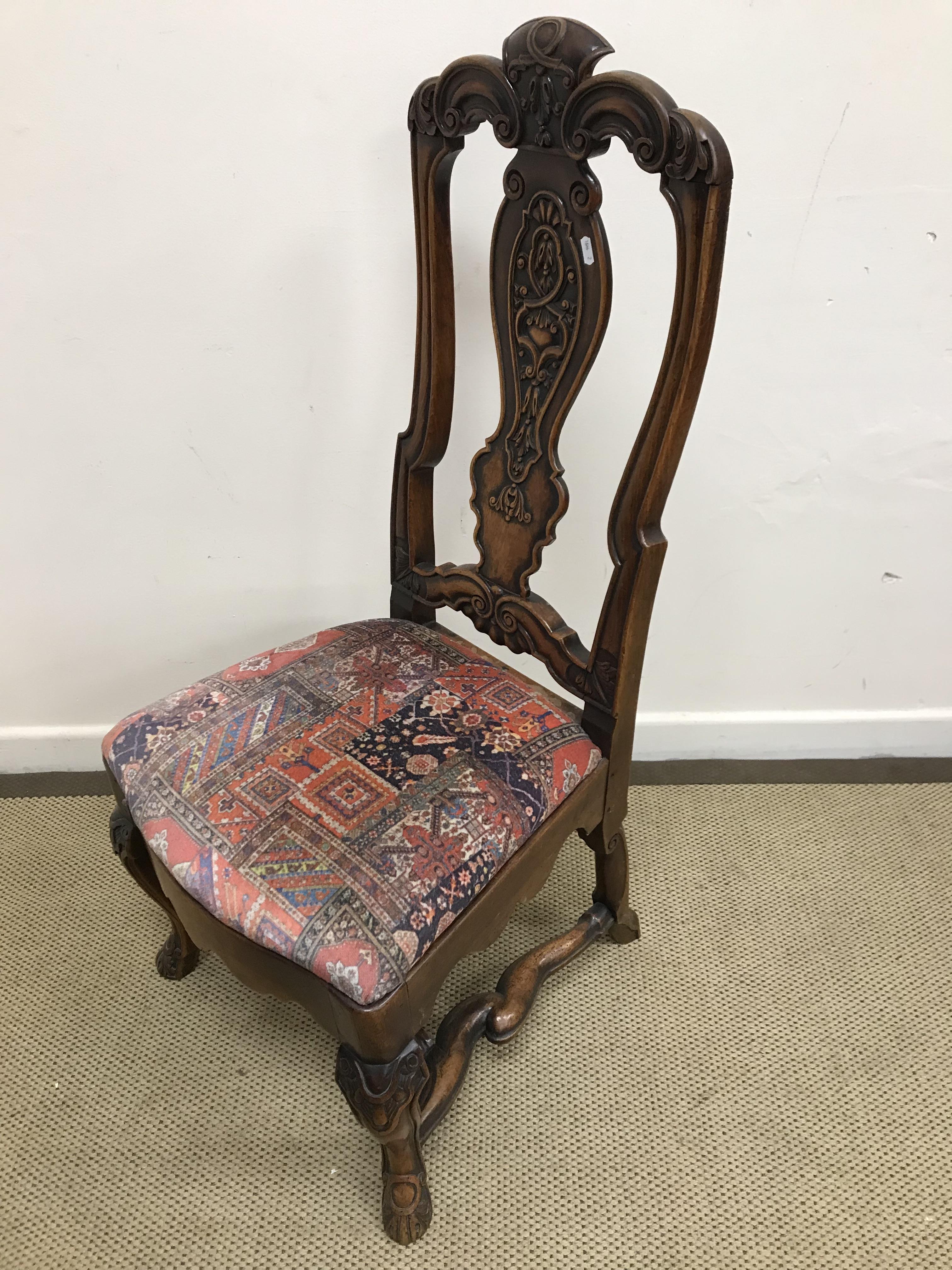 A set of six 19th Century Dutch walnut framed dining chairs in the 18th Century style of Daniel - Bild 4 aus 4