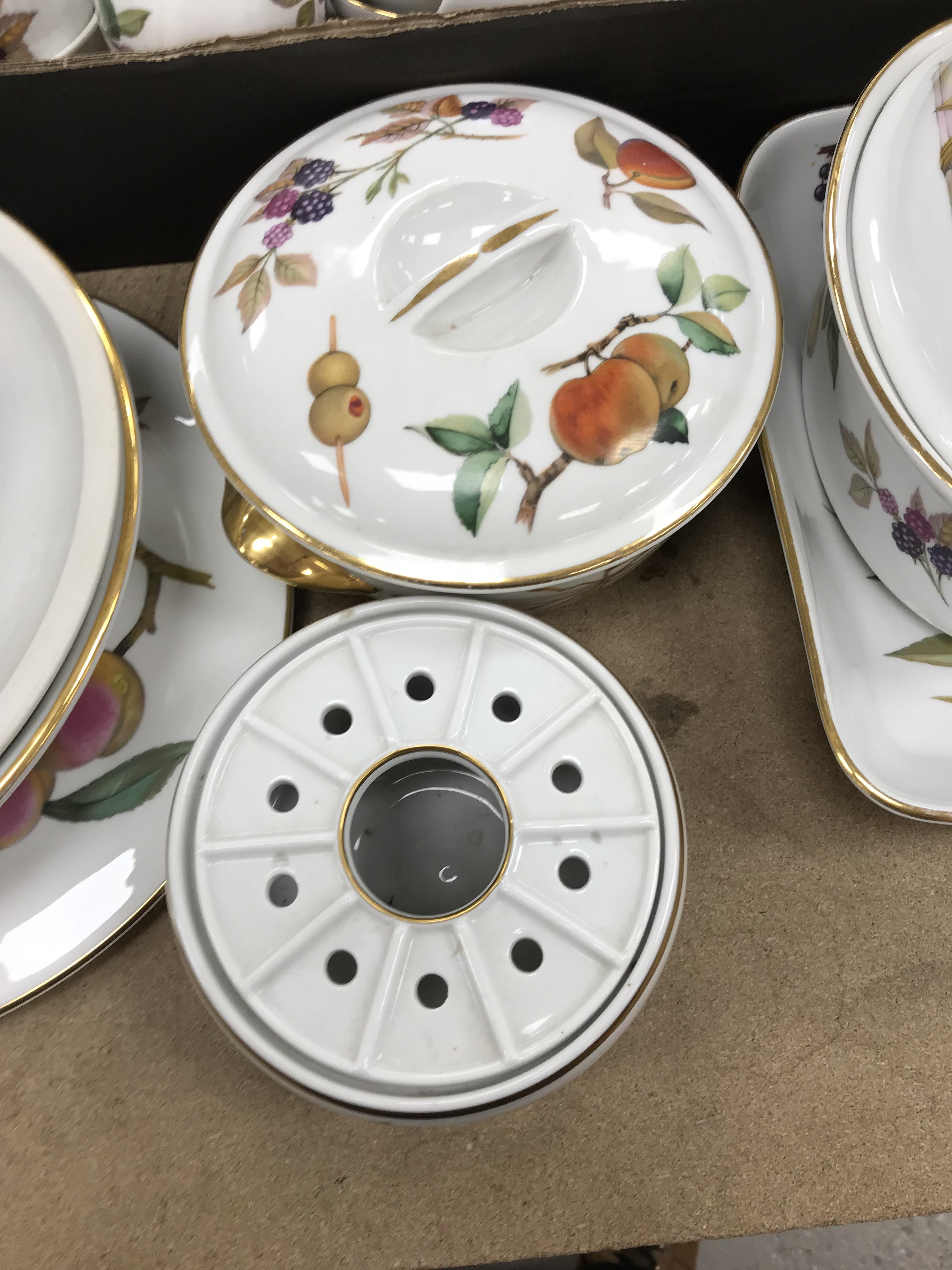 A large collection of Royal Worcester "Evesham" pattern dinner wares comprising six dinner plates, - Image 7 of 7
