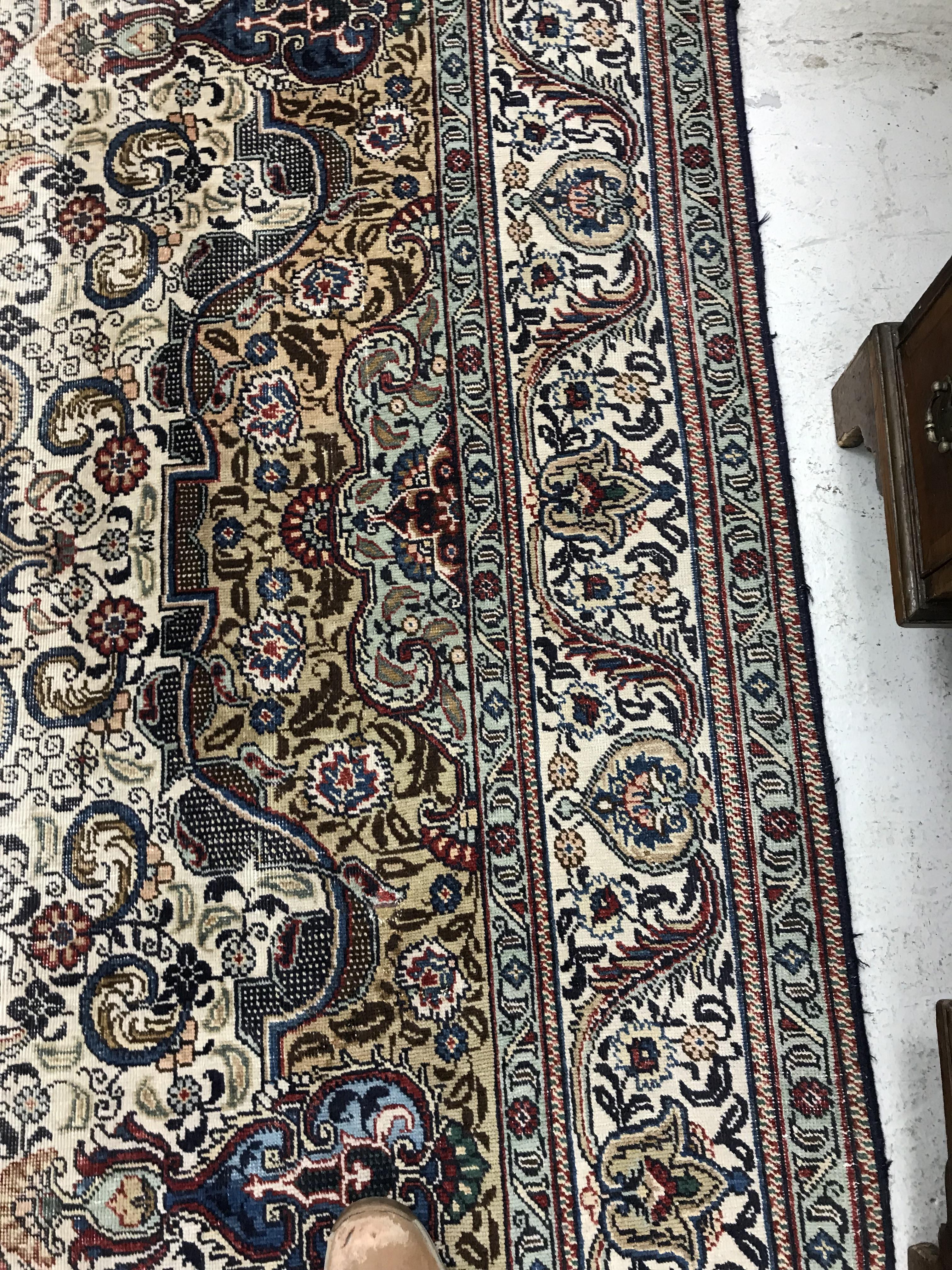 A Persian rug, - Bild 13 aus 38