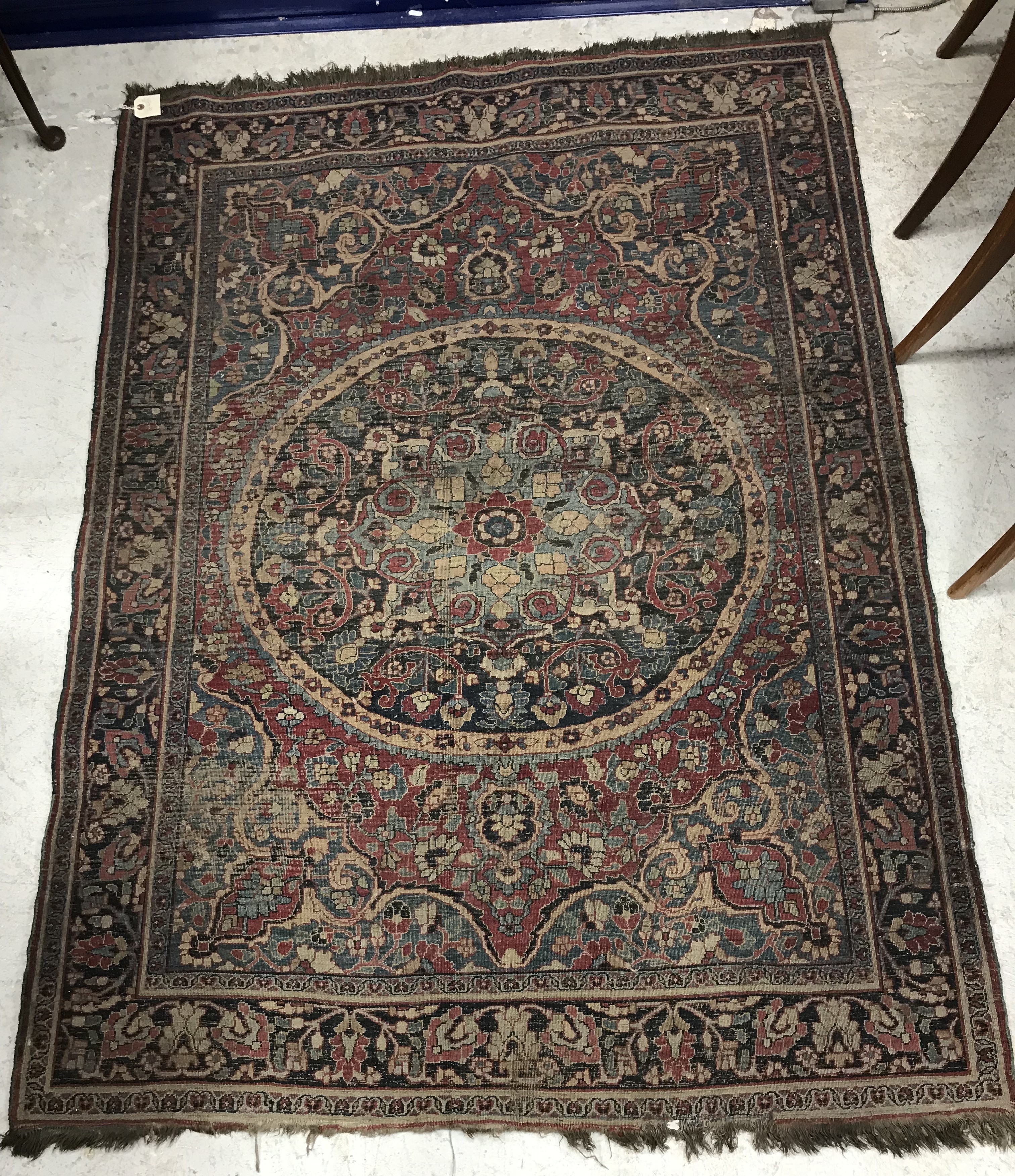 A Persian rug, - Image 2 of 2