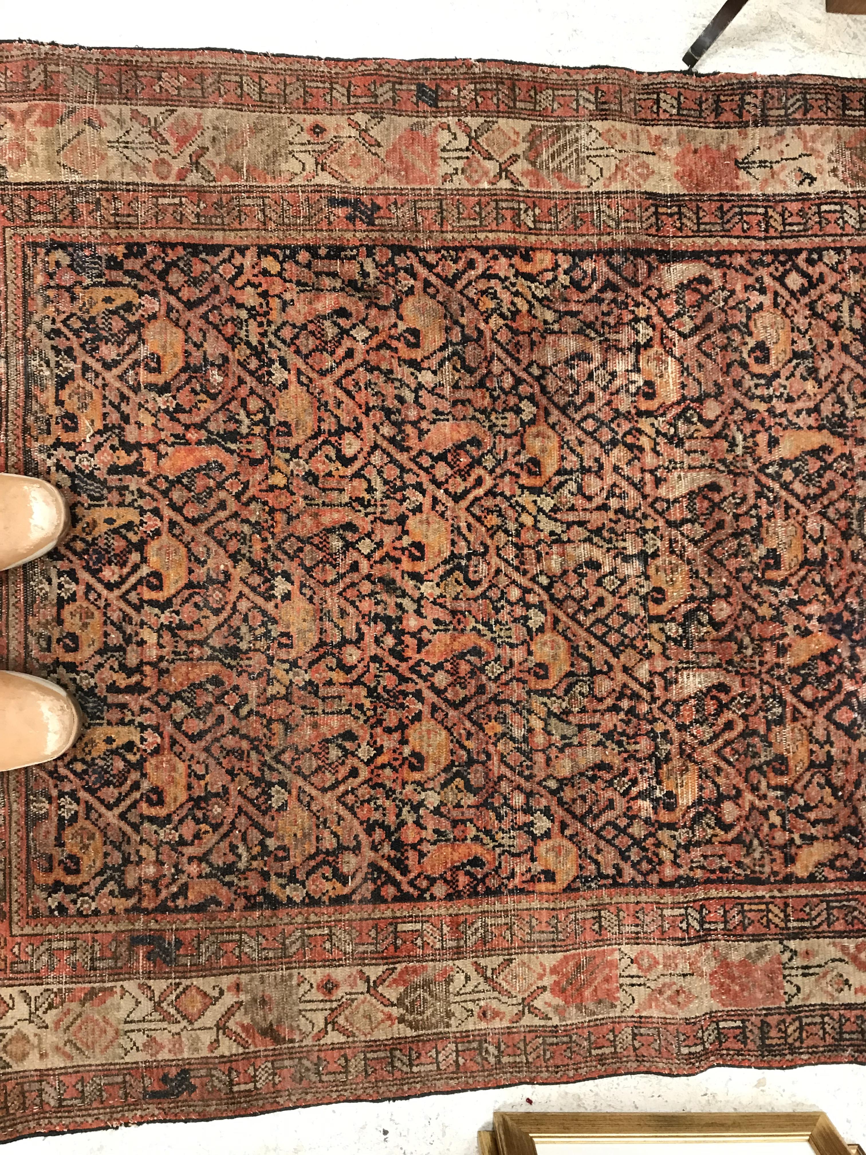 A Persian rug, - Image 3 of 9