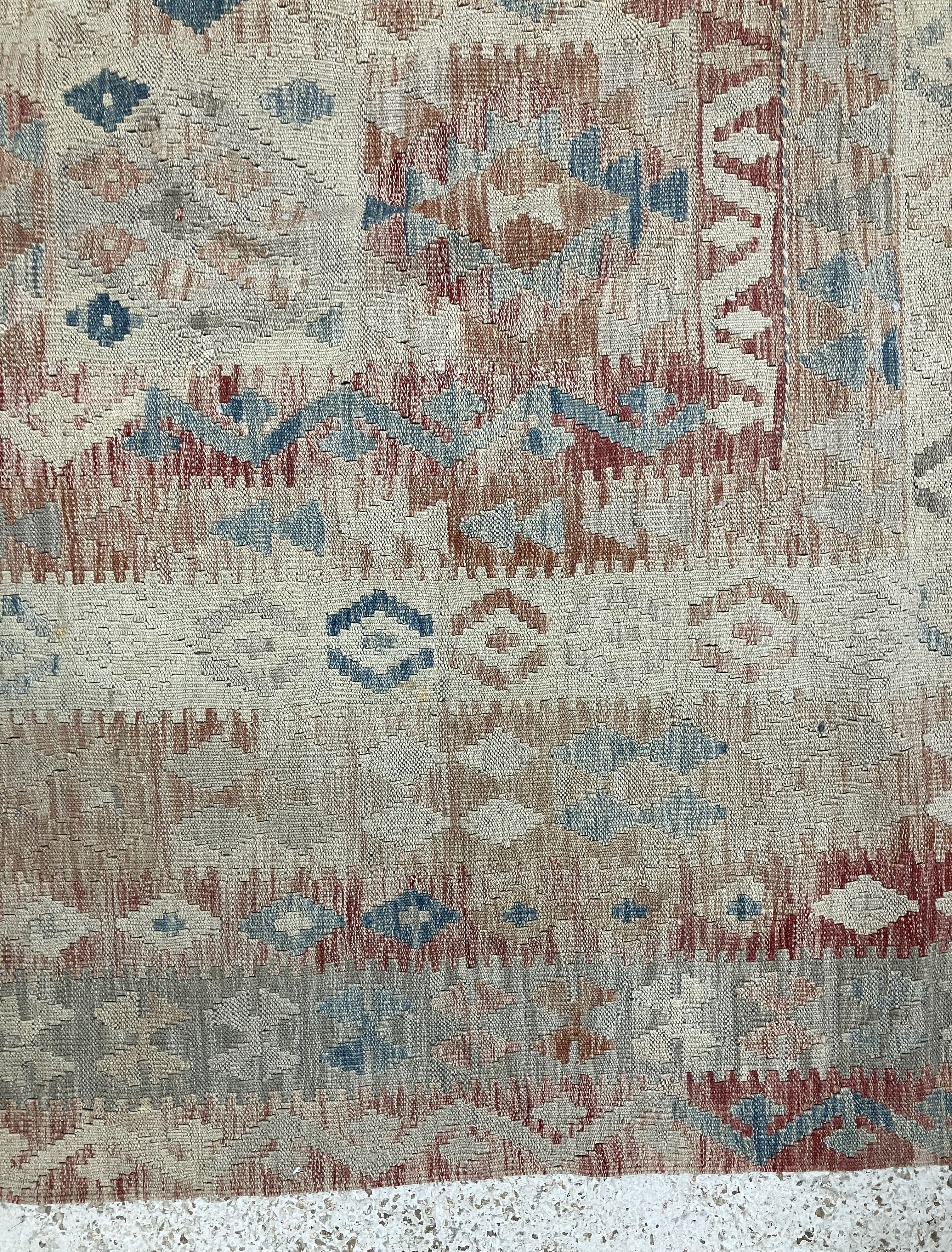 A Kelim rug, - Bild 6 aus 23